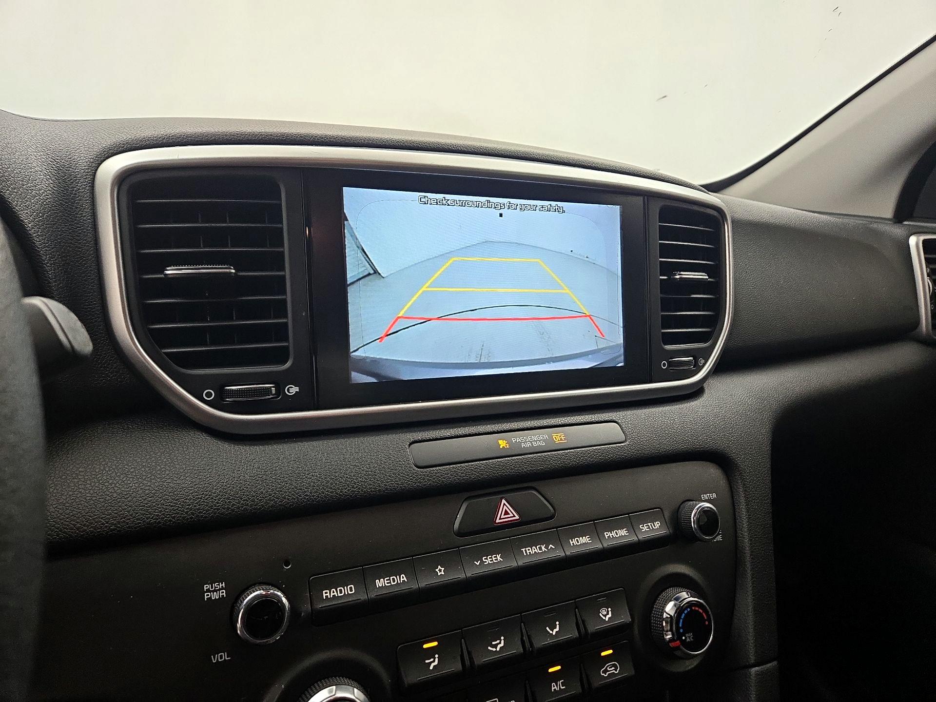 Thumbnail: 2020 Kia Sportage - 14