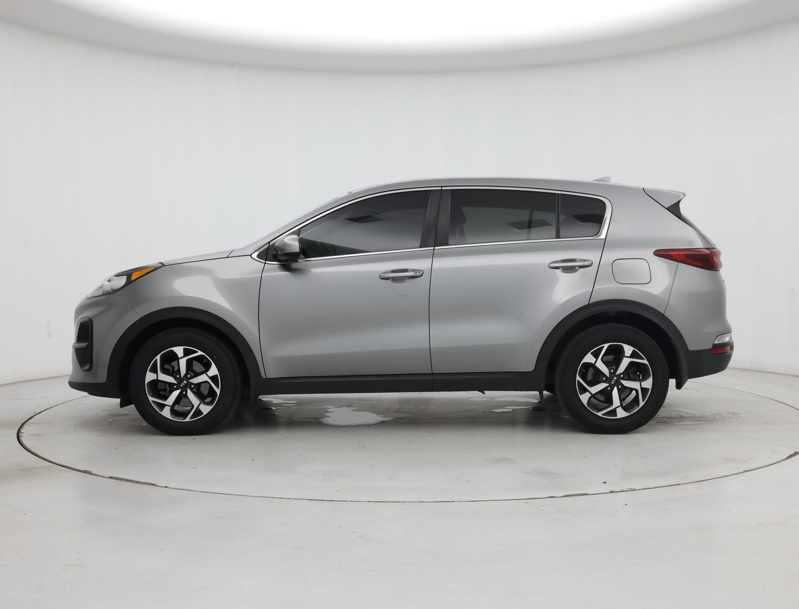 Thumbnail: 2020 Kia Sportage - 3