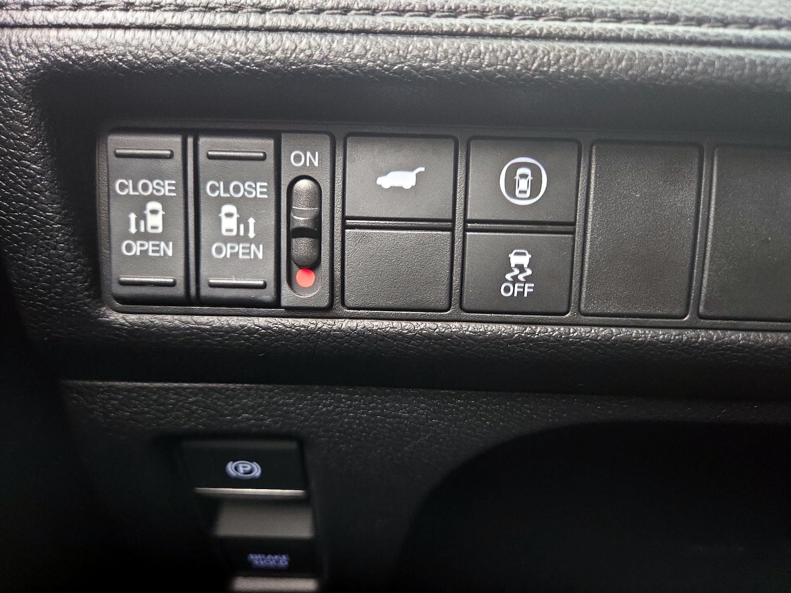 2024 Honda Odyssey SPORT - Photo 14