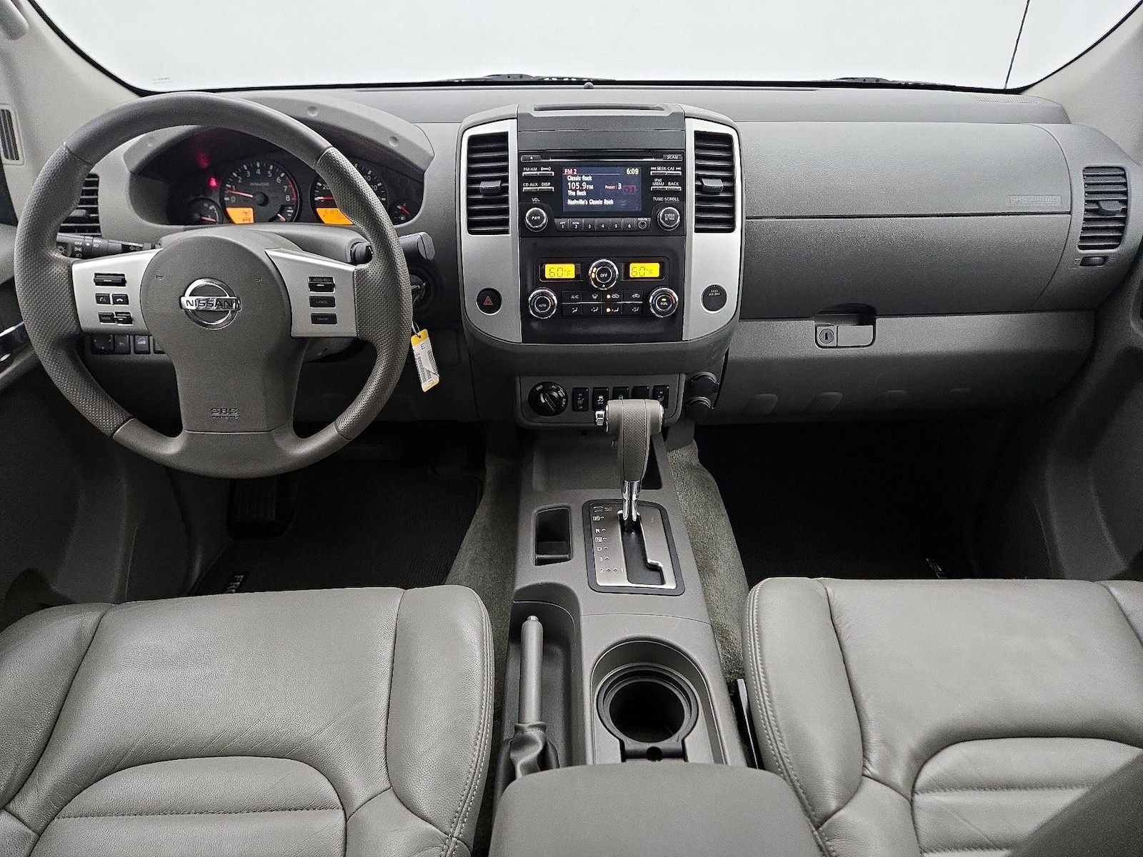 2014 Nissan Frontier SV - Photo 10