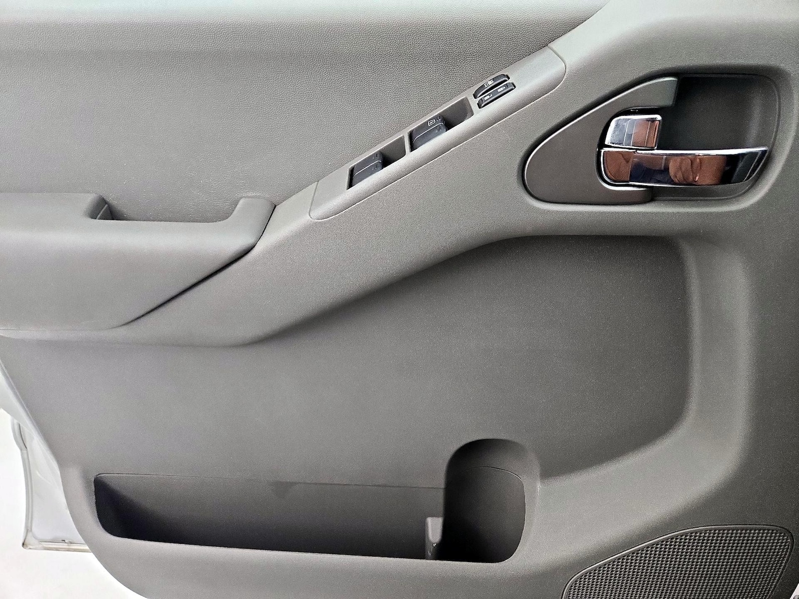 2014 Nissan Frontier SV - Photo 13