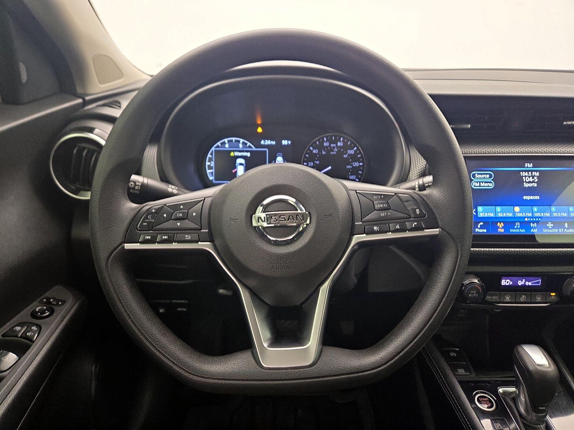 Thumbnail: 2021 Nissan Kicks - 10