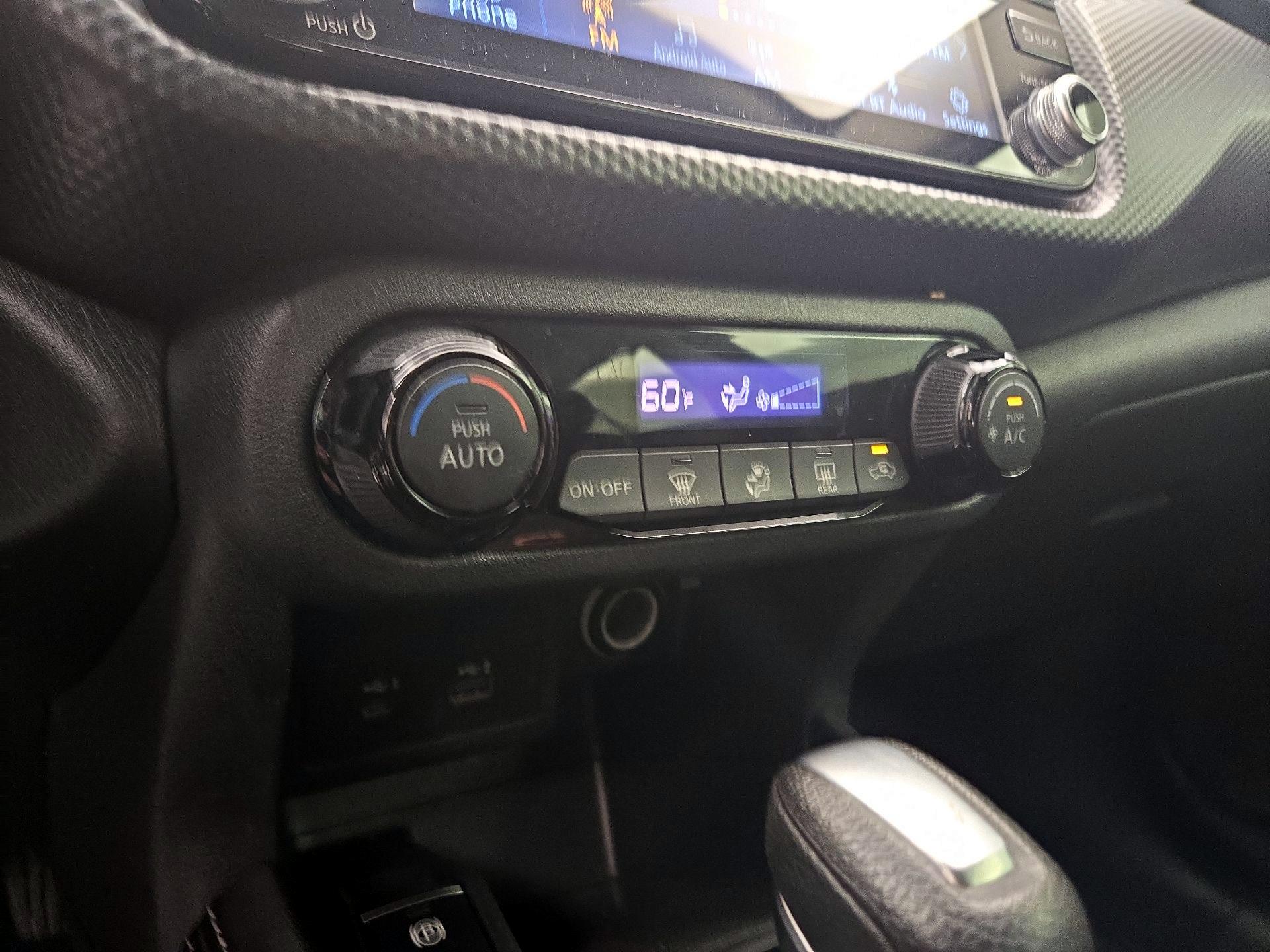 Thumbnail: 2021 Nissan Kicks - 15