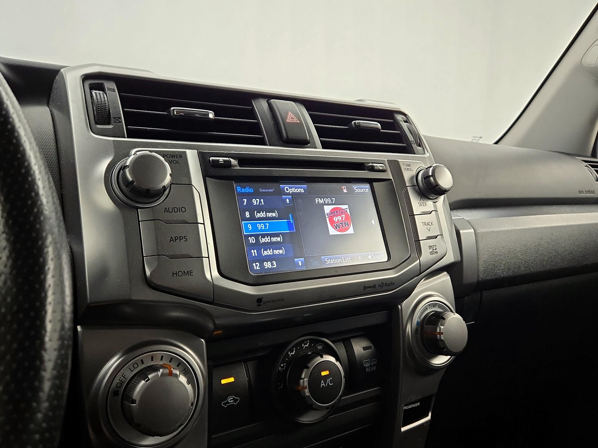 Thumbnail: 2016 Toyota 4Runner - 12