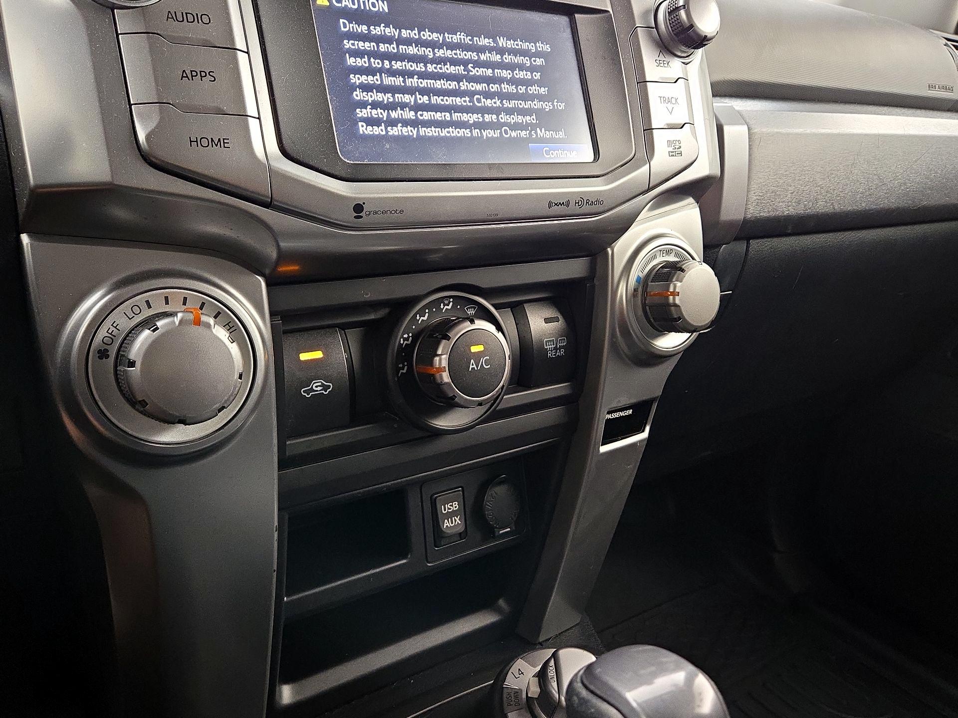 Thumbnail: 2016 Toyota 4Runner - 13