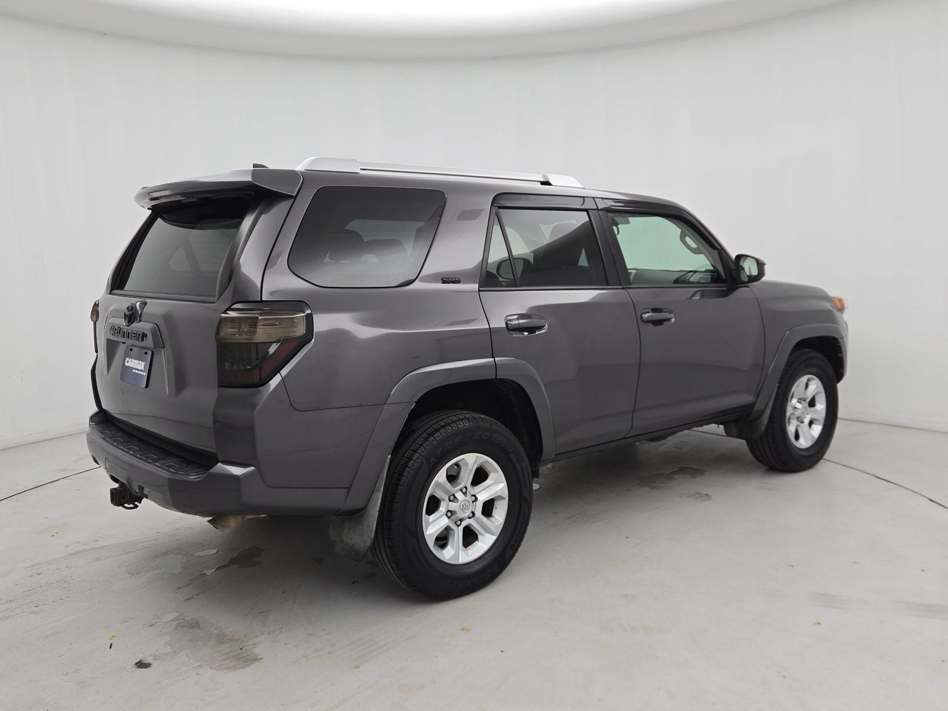 Thumbnail: 2016 Toyota 4Runner - 5