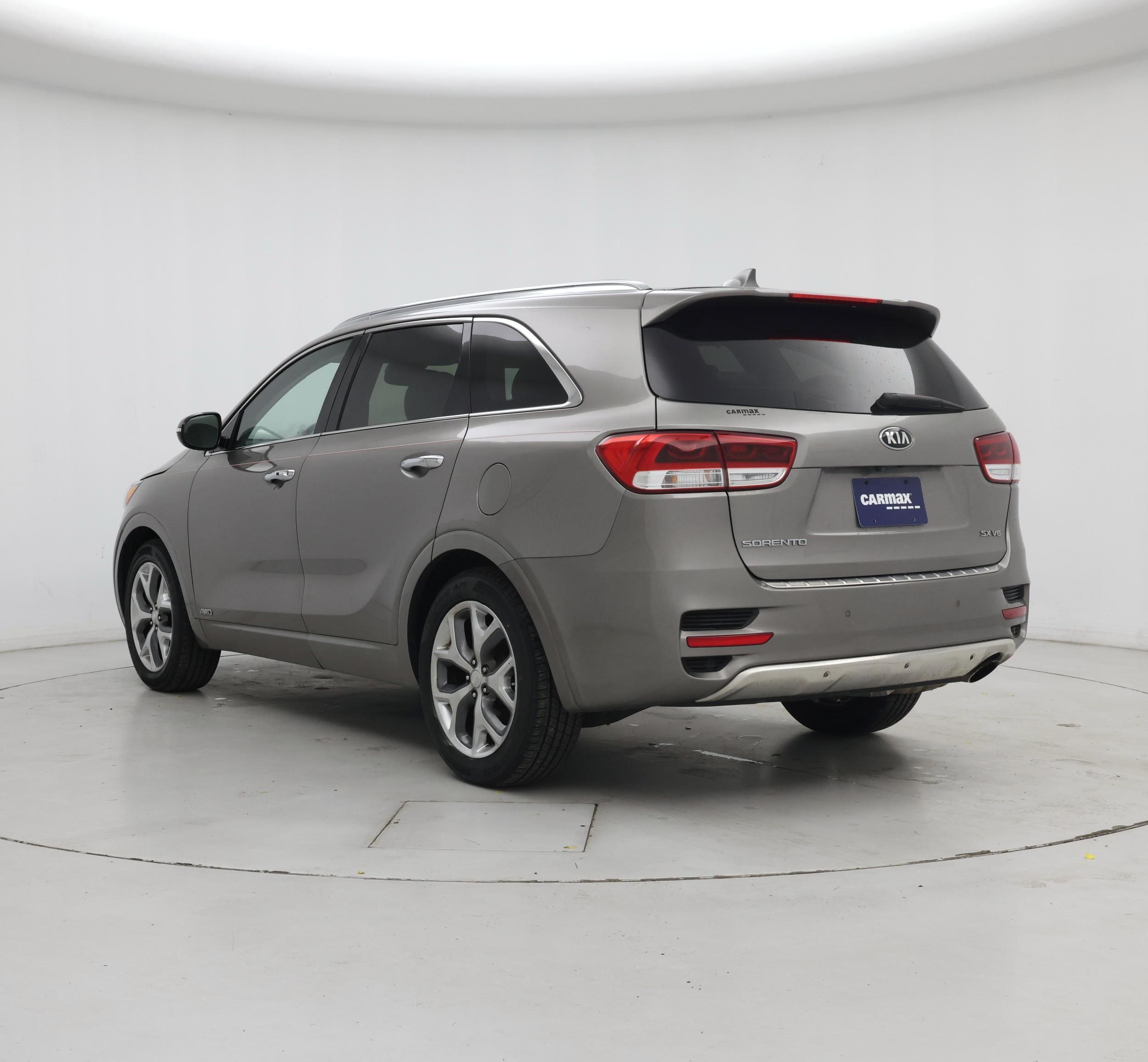 Thumbnail: 2018 Kia Sorento - 2