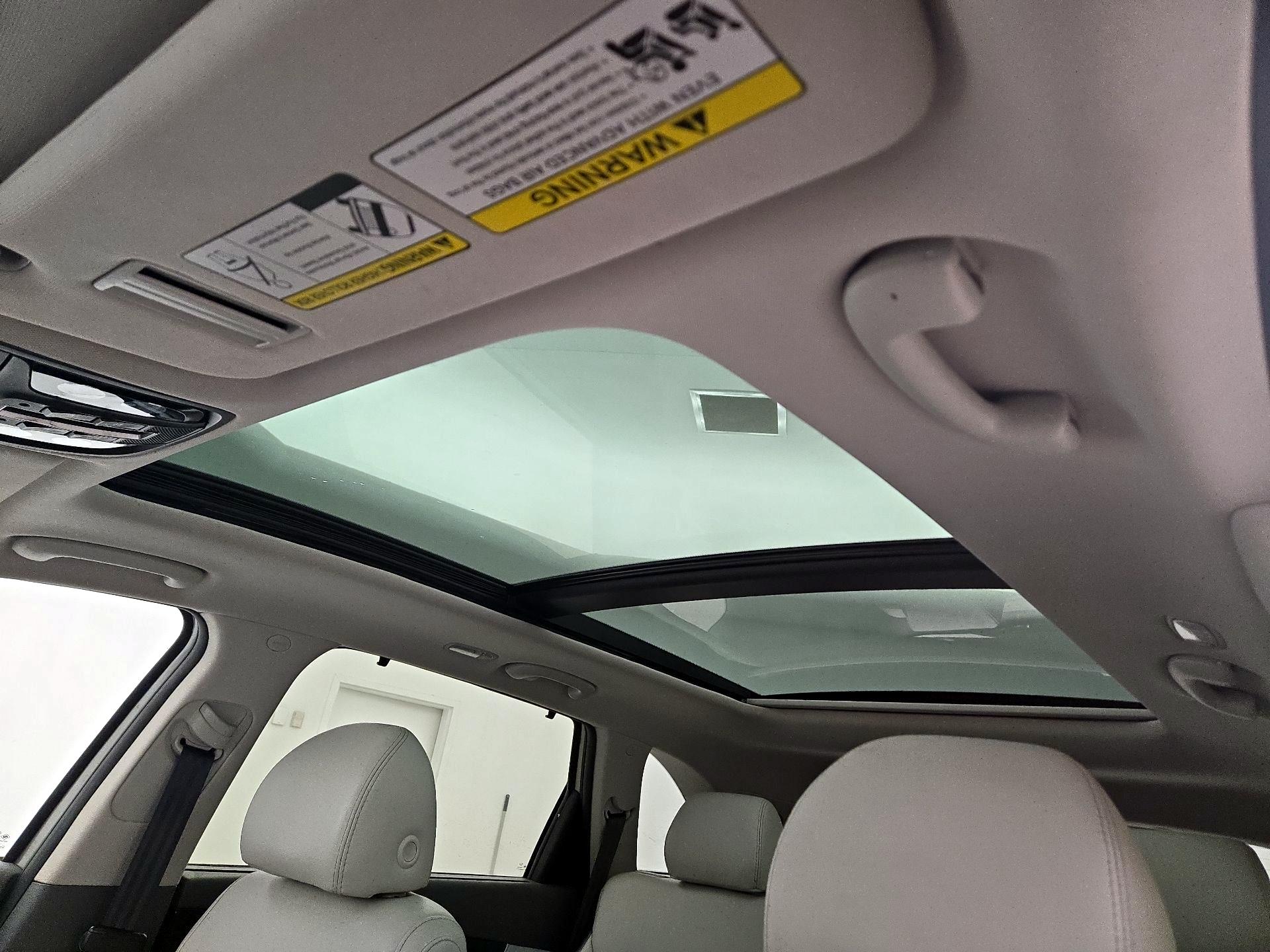 Thumbnail: 2018 Kia Sorento - 20