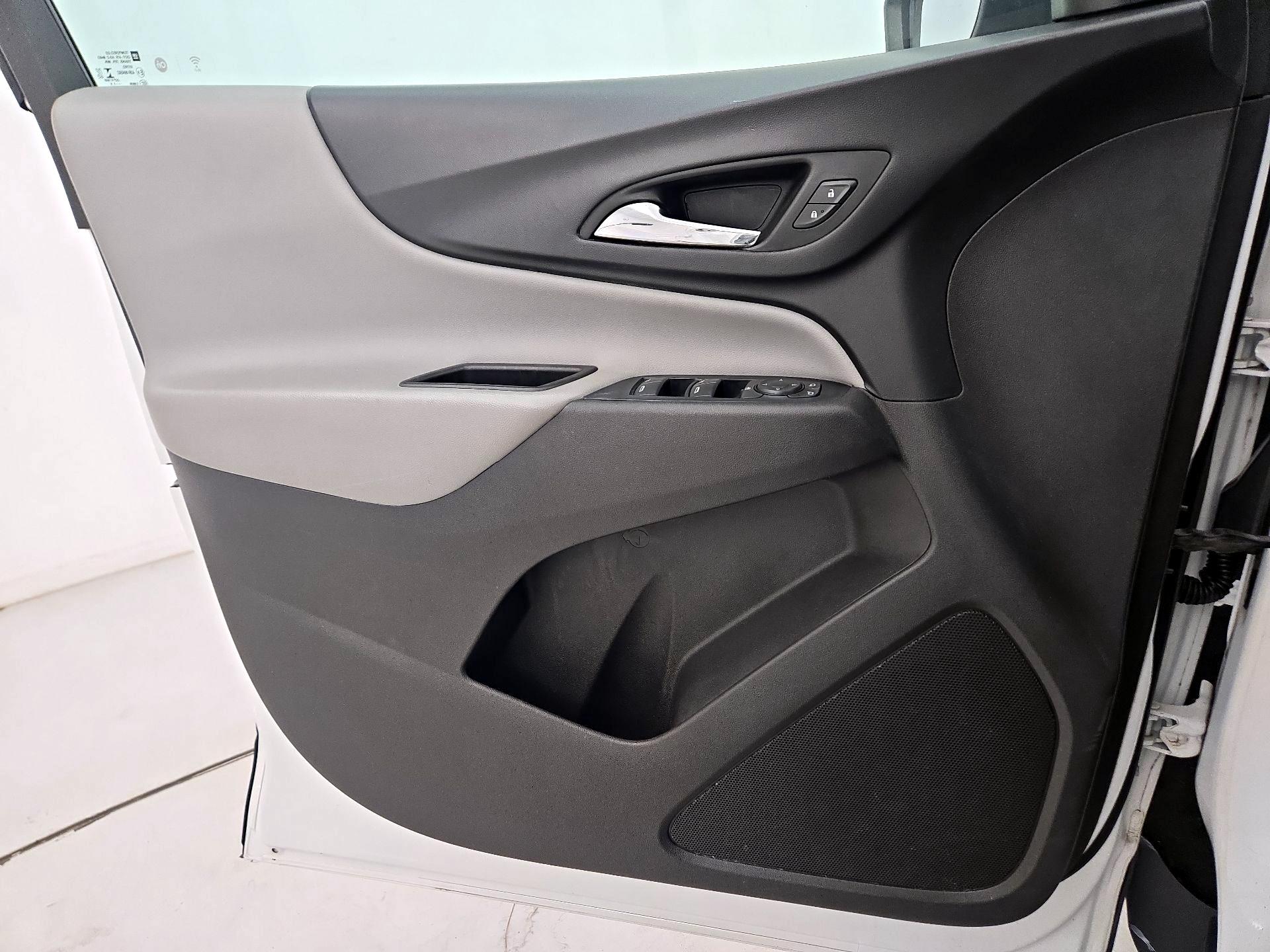 Thumbnail: 2019 Chevrolet Equinox - 12