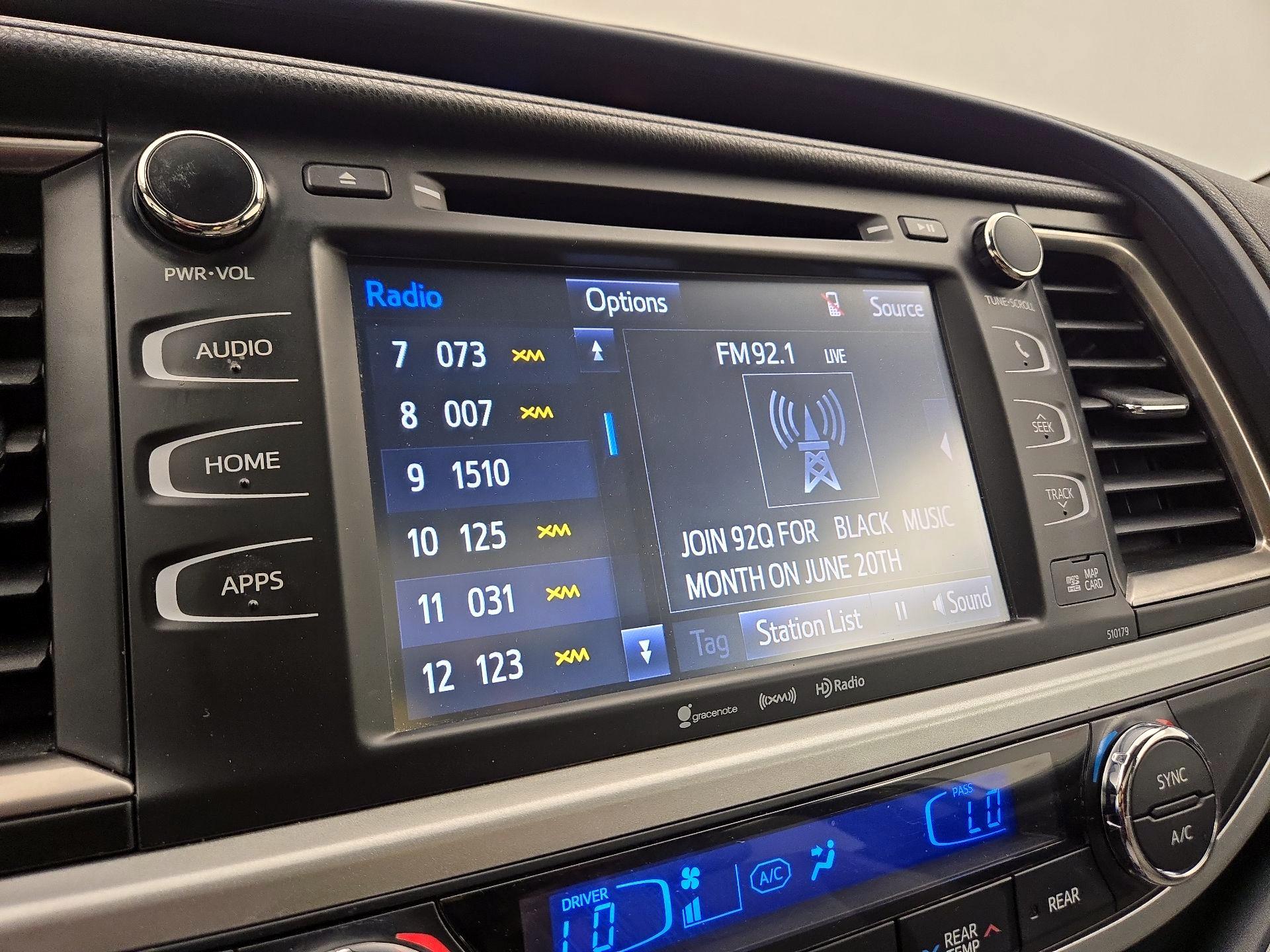 Thumbnail: 2018 Toyota Highlander - 16
