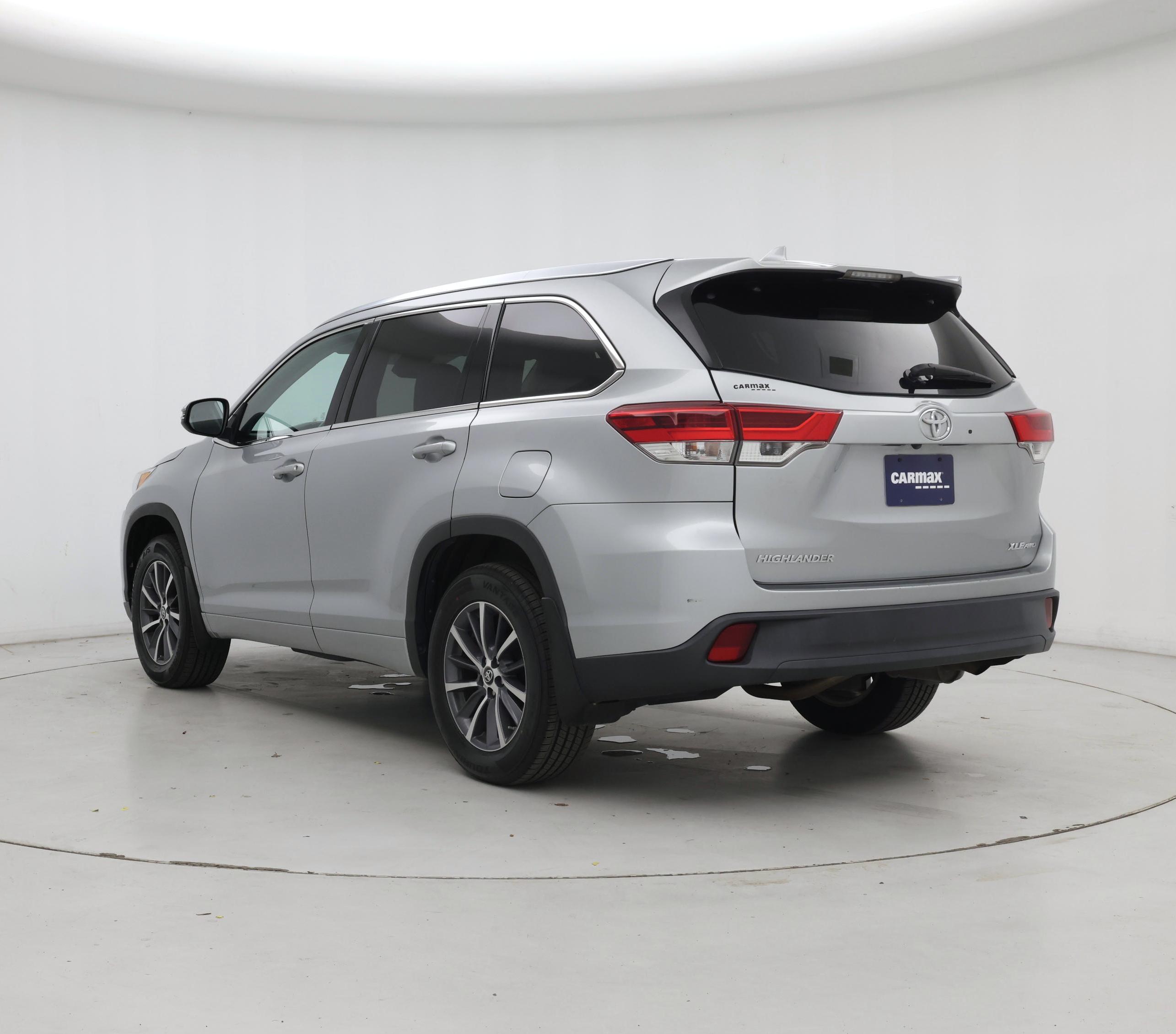 Thumbnail: 2018 Toyota Highlander - 2