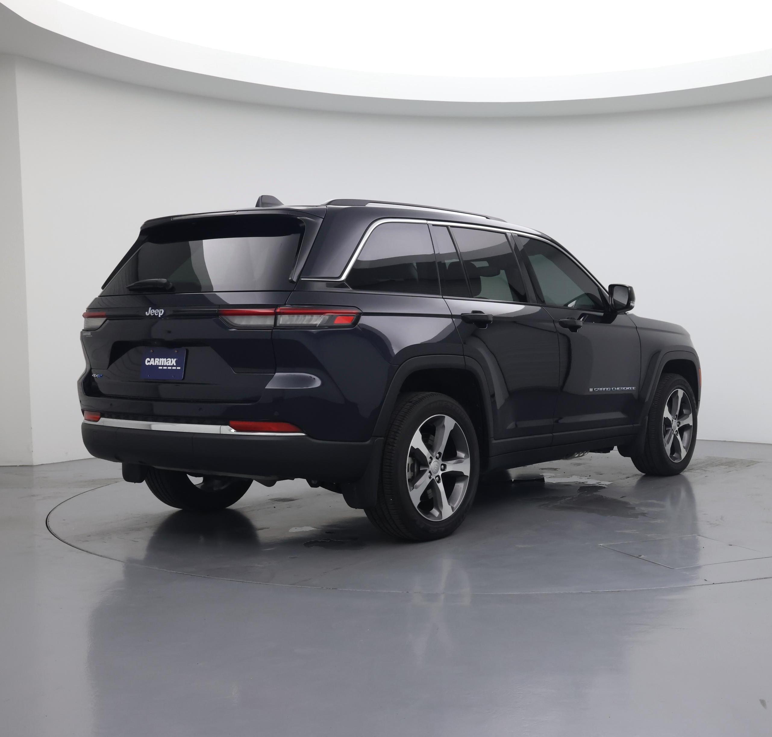 Thumbnail: 2024 Jeep Grand Cherokee - 8