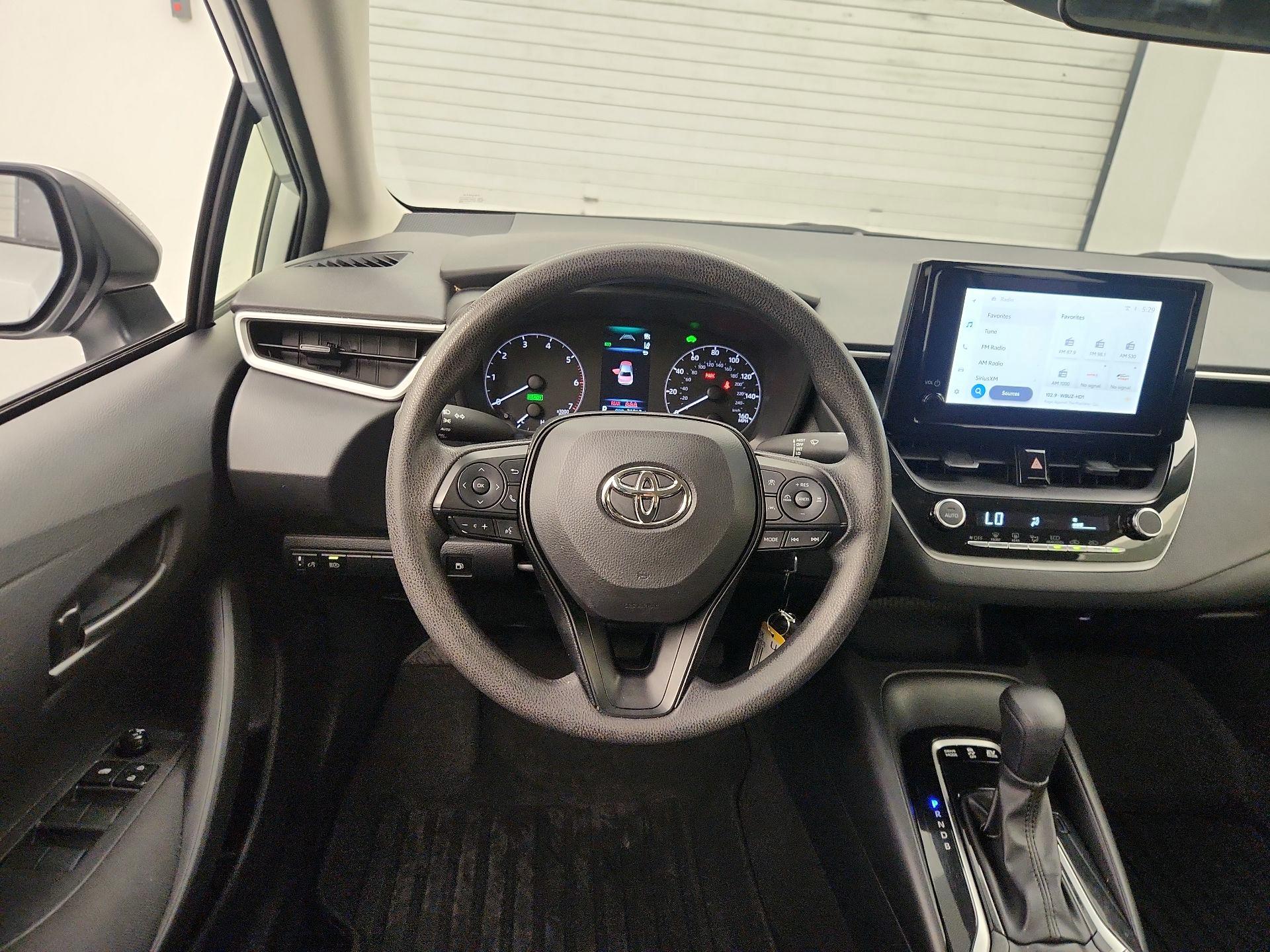 Thumbnail: 2025 Toyota Corolla - 10