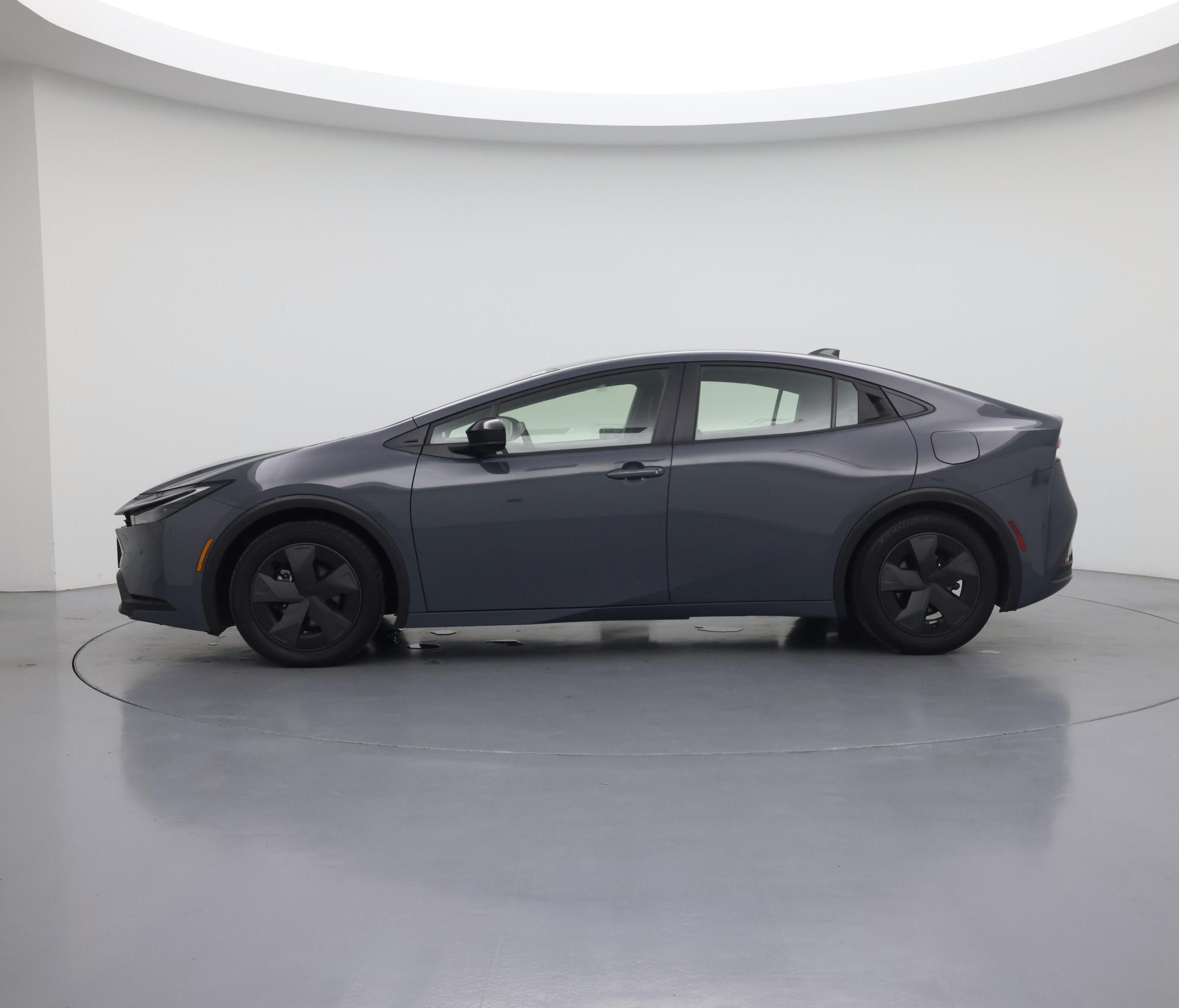 Thumbnail: 2025 Toyota Prius - 3