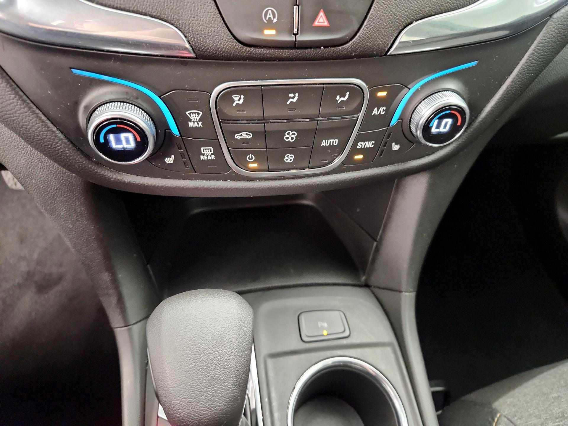Thumbnail: 2023 Chevrolet Equinox - 16