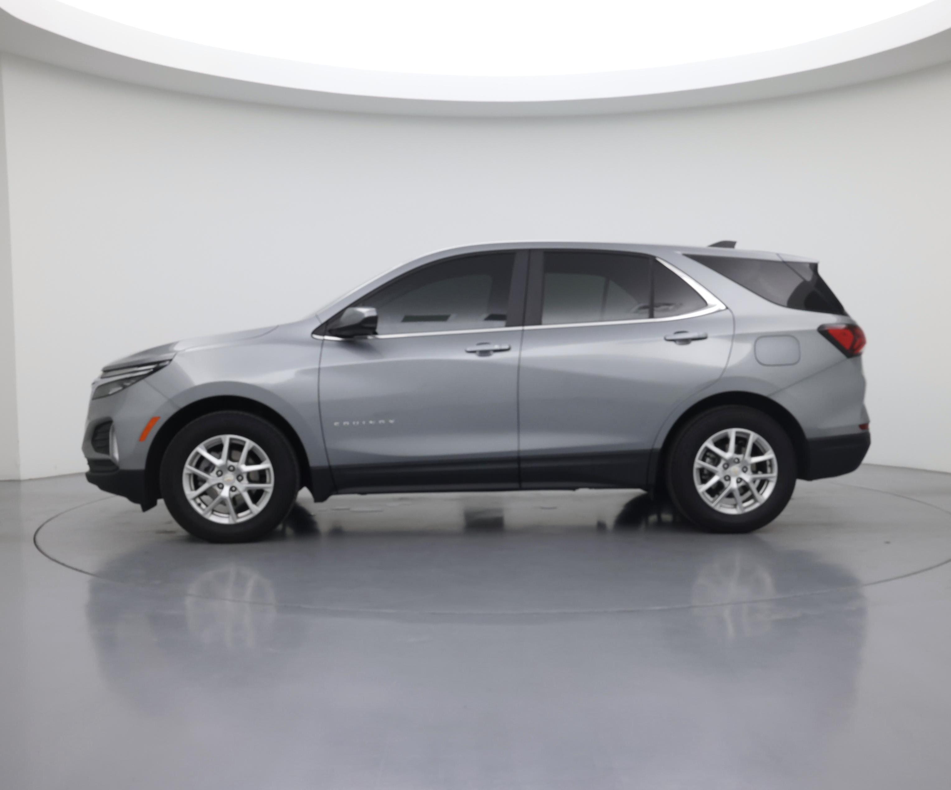 Thumbnail: 2023 Chevrolet Equinox - 3