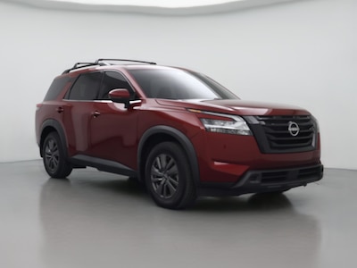 2022 Nissan Pathfinder SV