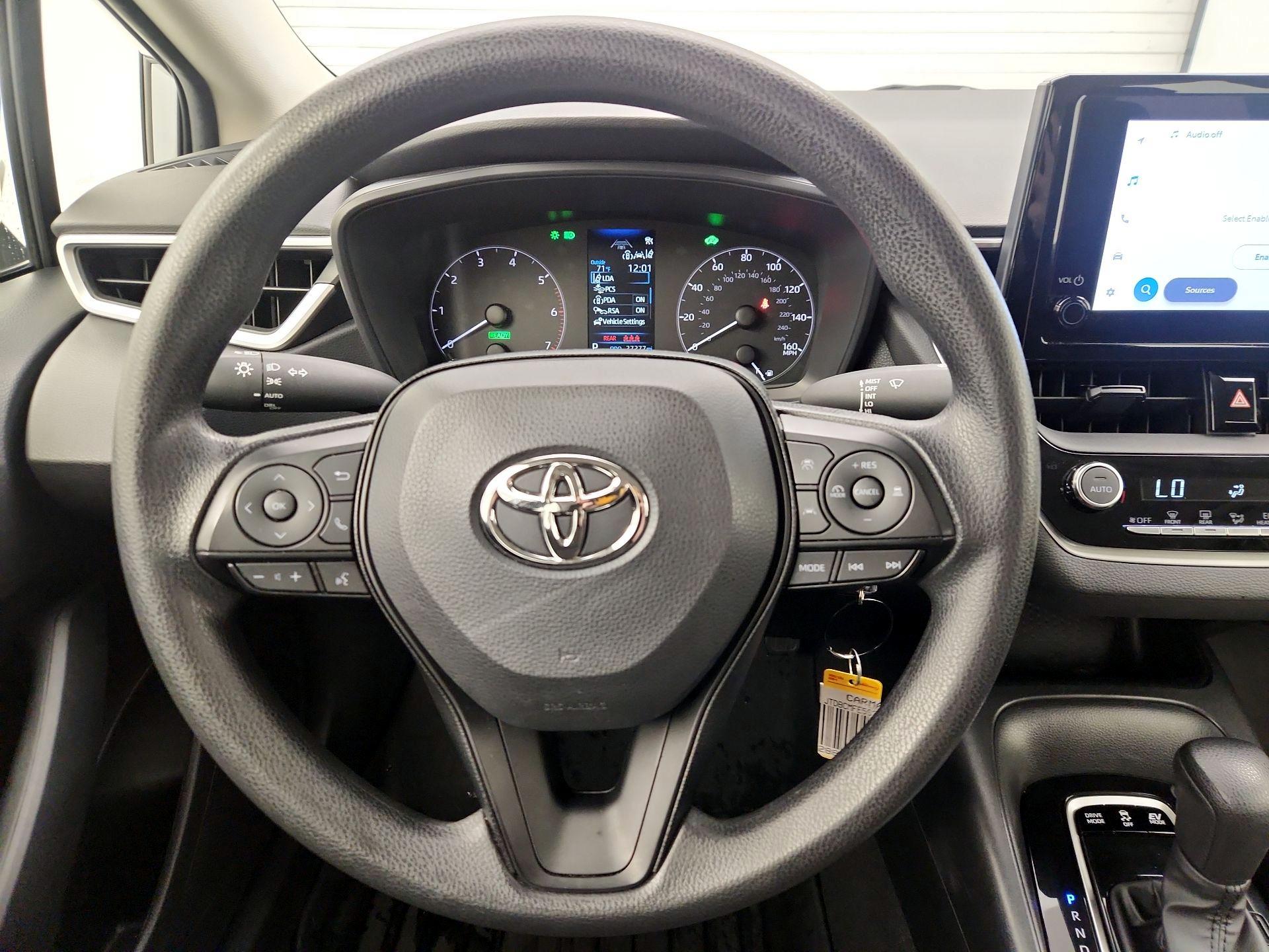 Thumbnail: 2025 Toyota Corolla - 10