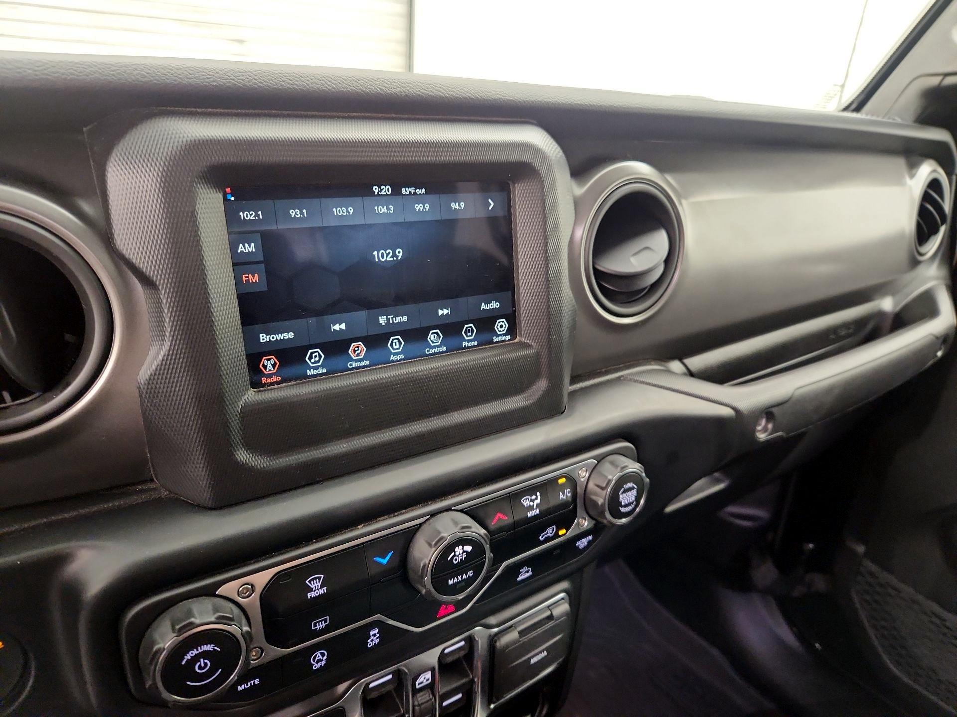 Thumbnail: 2022 Jeep Gladiator - 15