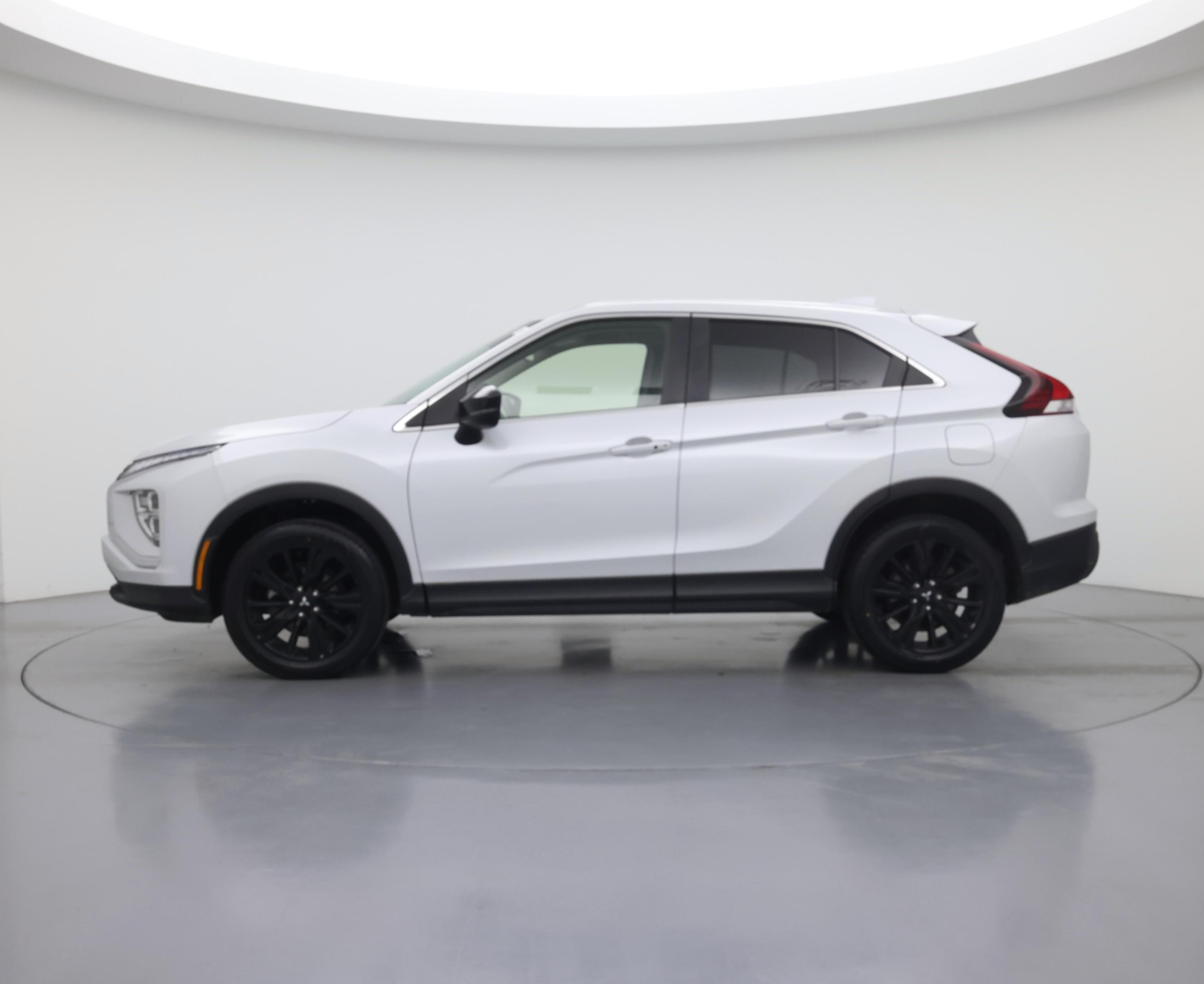 Thumbnail: 2024 Mitsubishi Eclipse Cross - 3