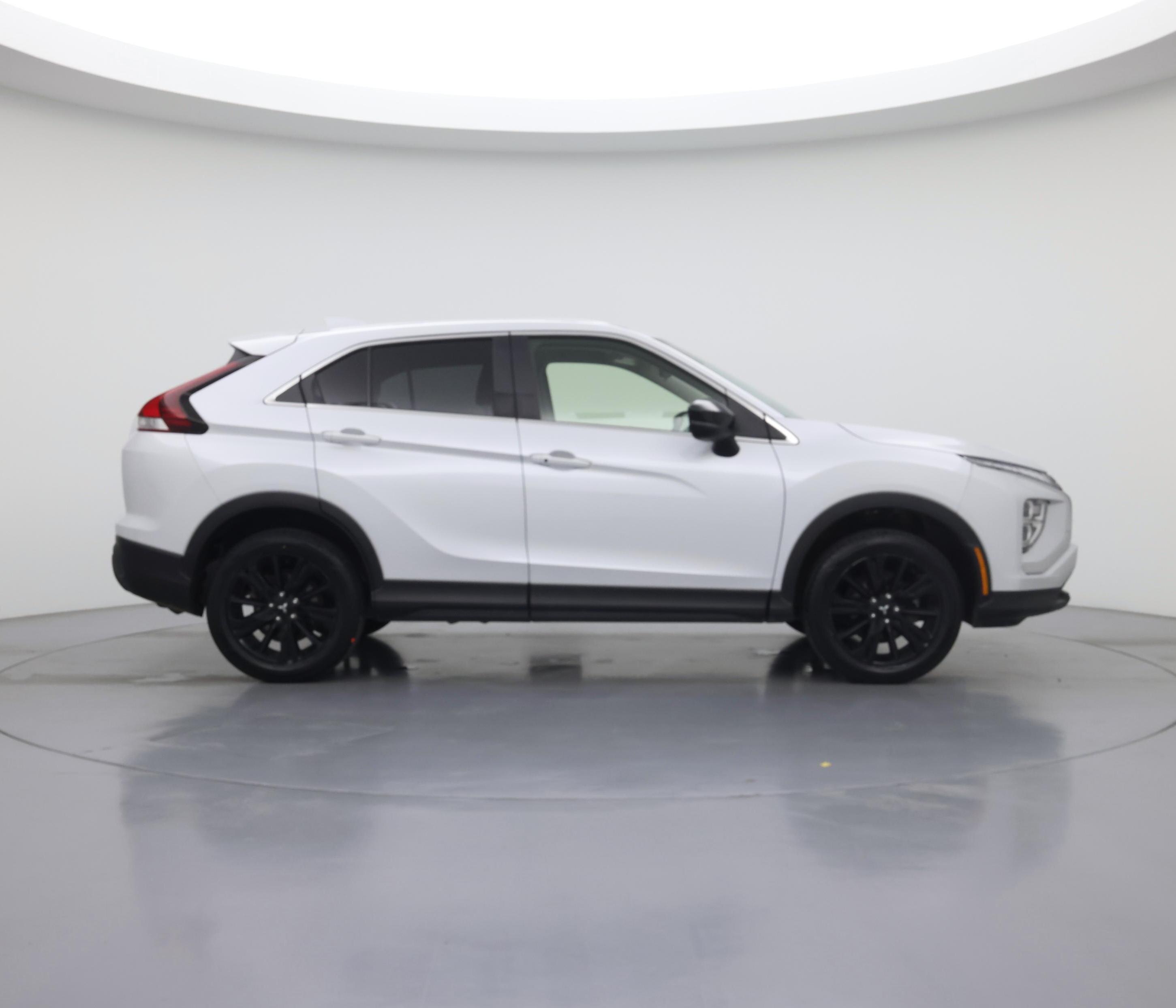 Thumbnail: 2024 Mitsubishi Eclipse Cross - 7
