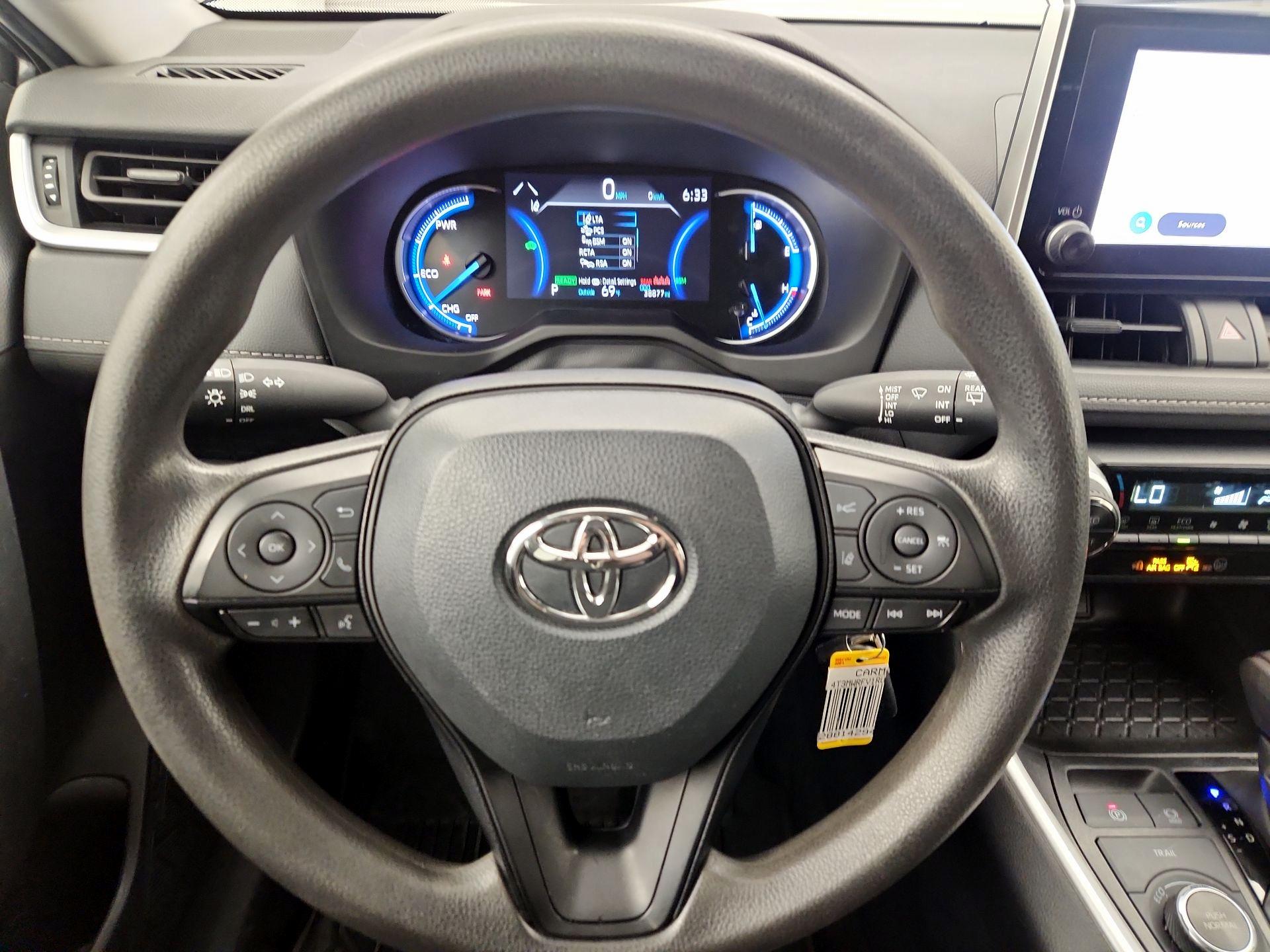 Thumbnail: 2024 Toyota RAV4 - 10