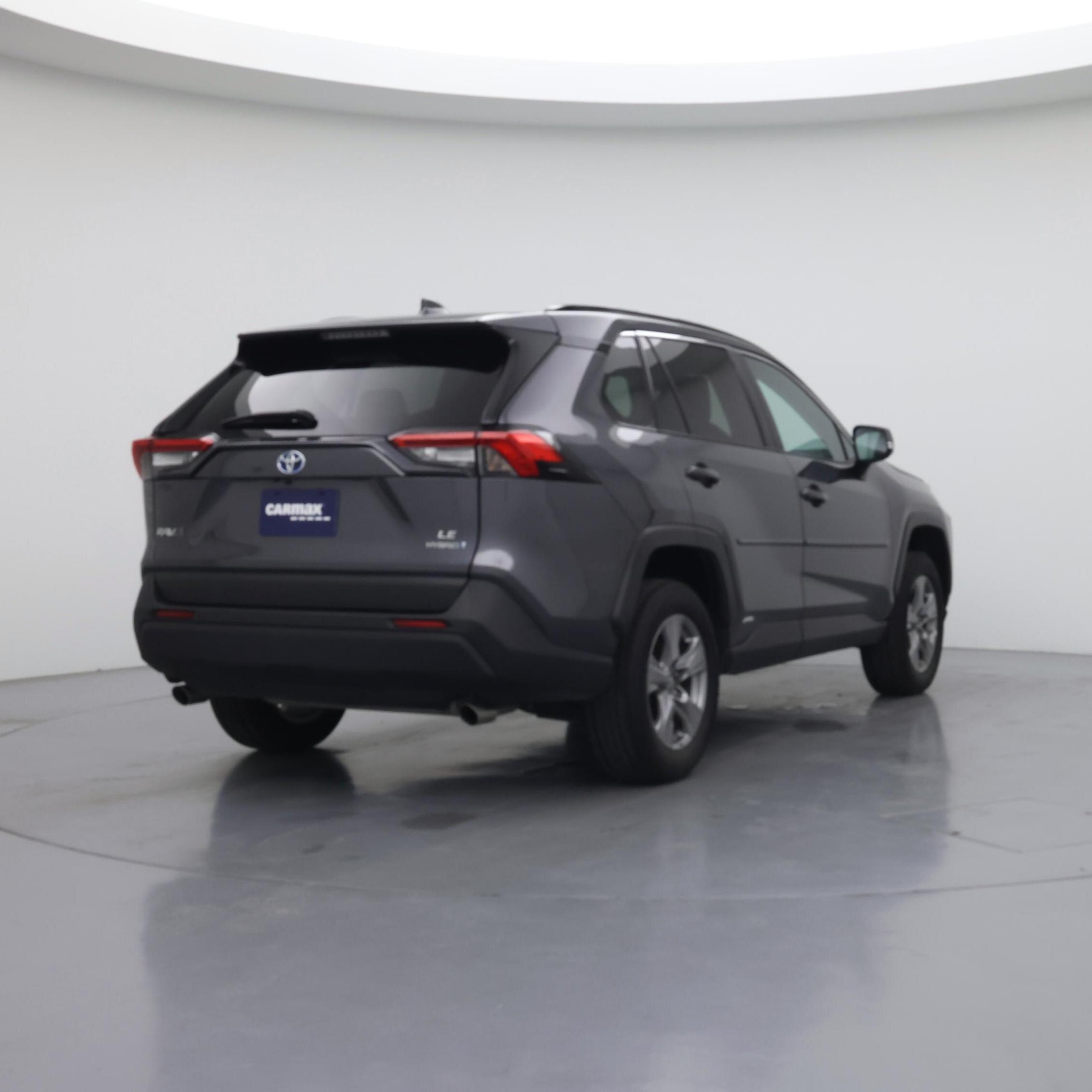 Thumbnail: 2024 Toyota RAV4 - 8