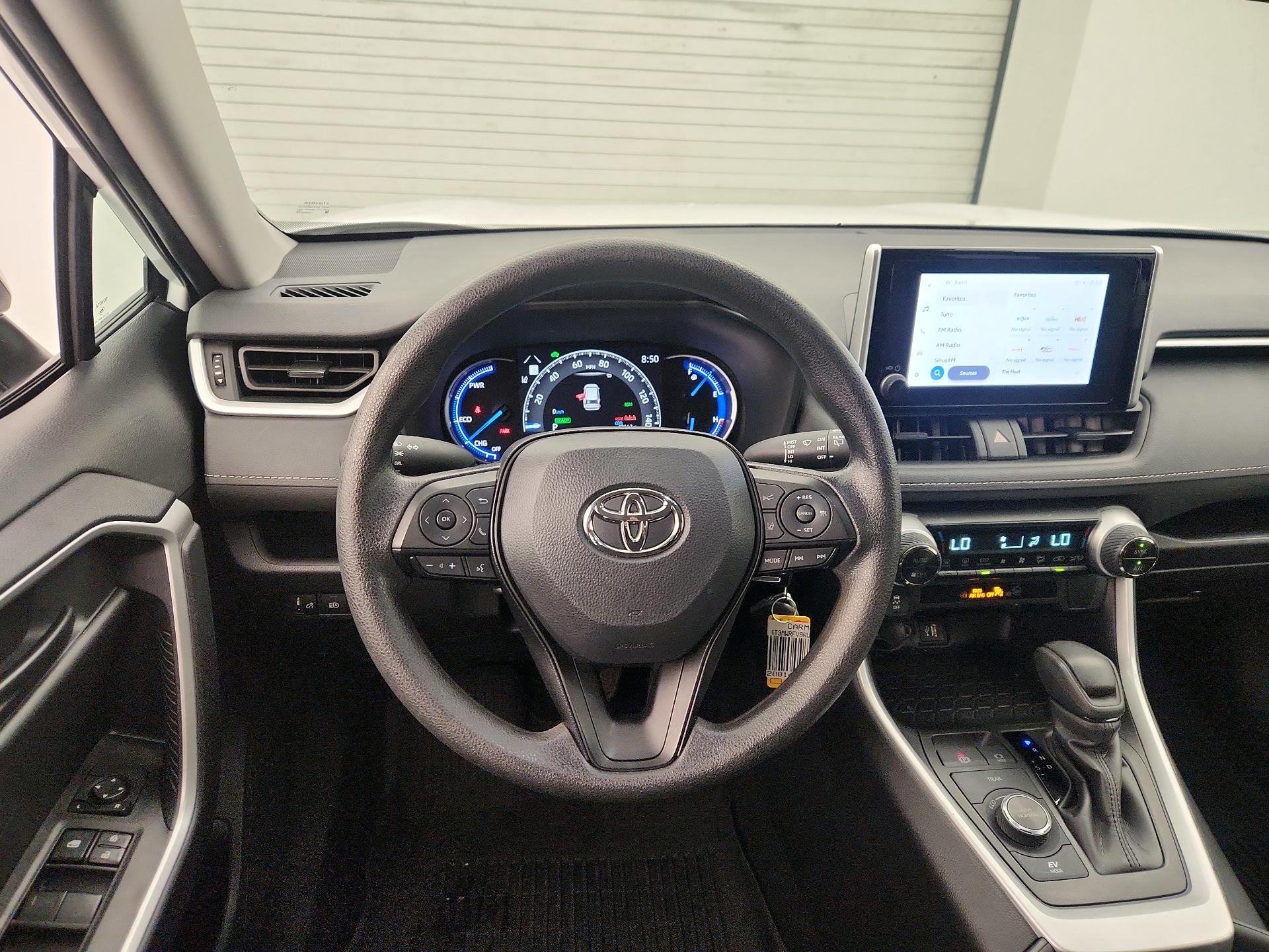 Thumbnail: 2024 Toyota RAV4 - 10