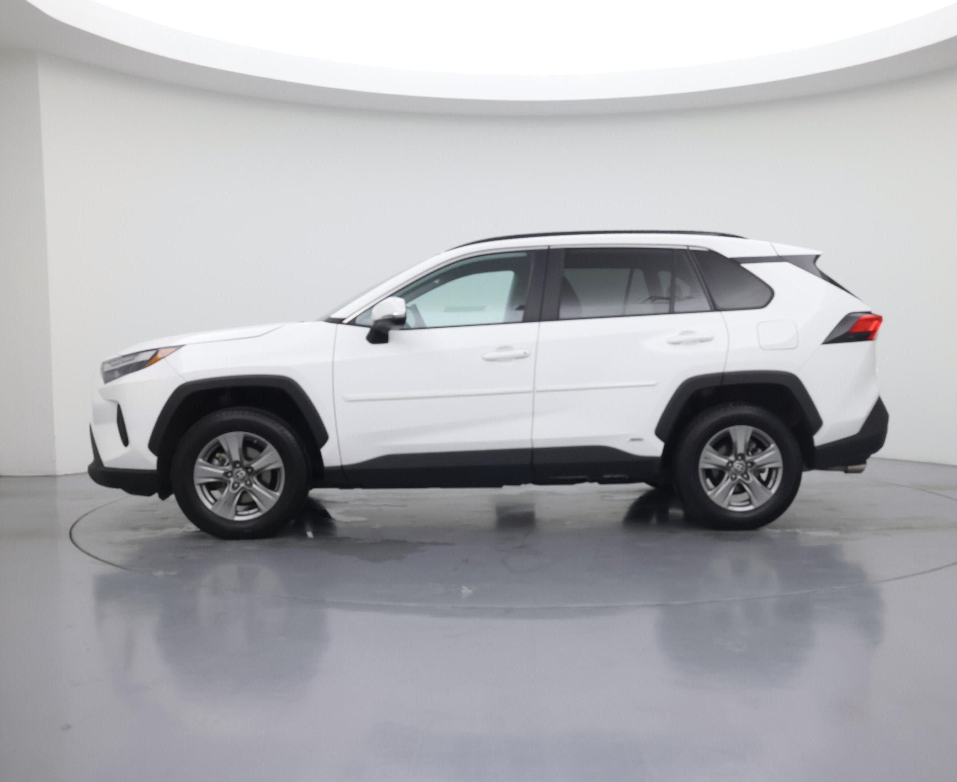 Thumbnail: 2024 Toyota RAV4 - 3