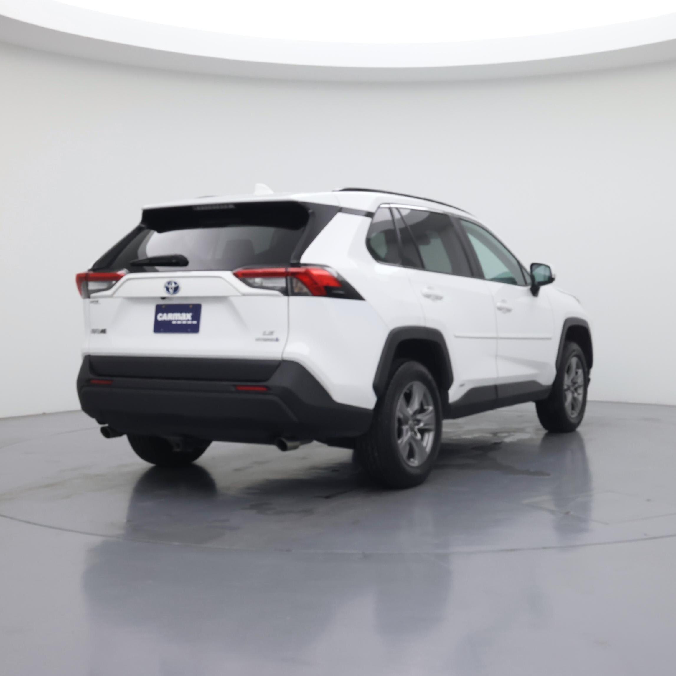 Thumbnail: 2024 Toyota RAV4 - 8