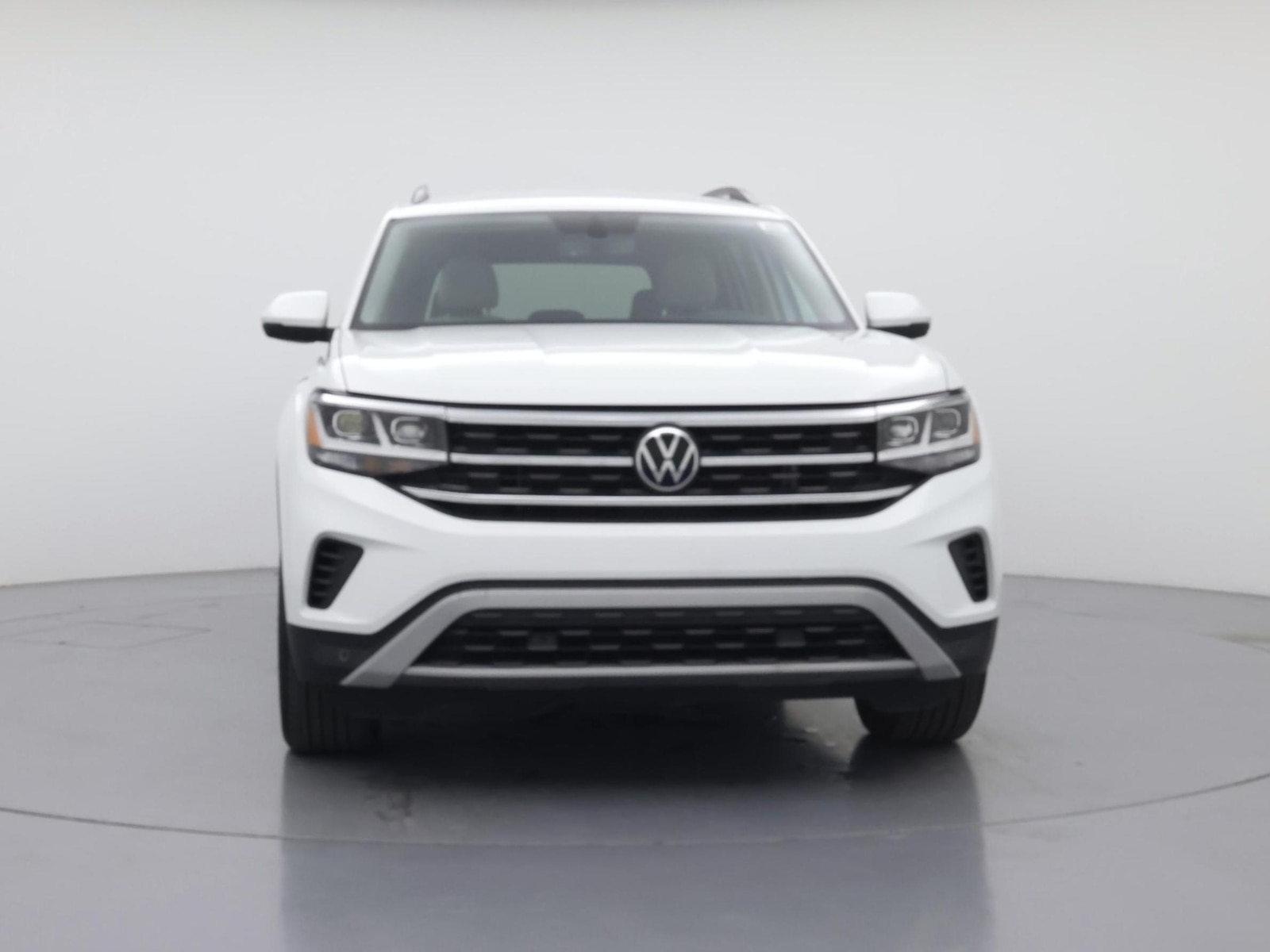 2022 Volkswagen Atlas SE w/Tech - Photo 6