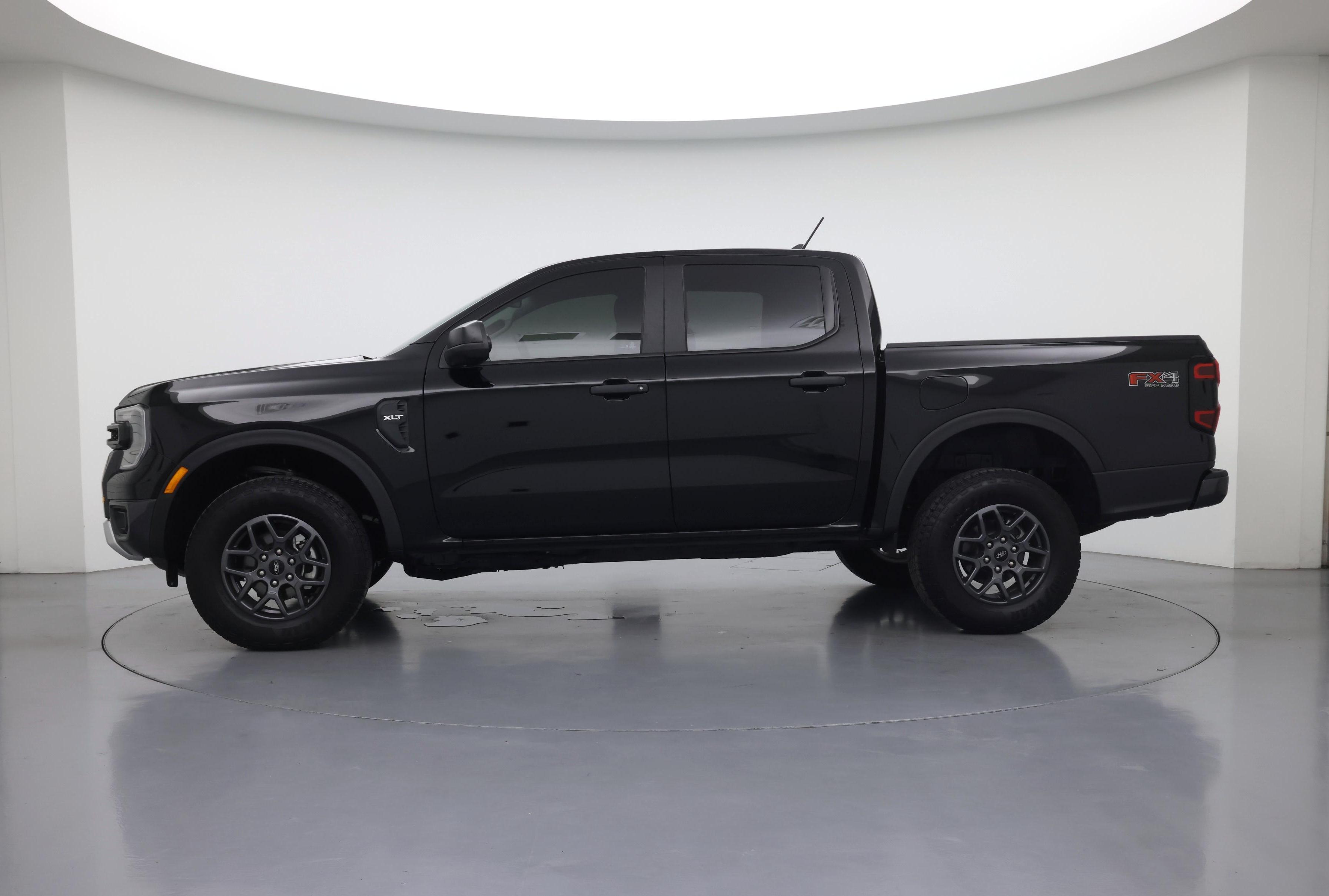 Thumbnail: 2025 Ford Ranger - 3