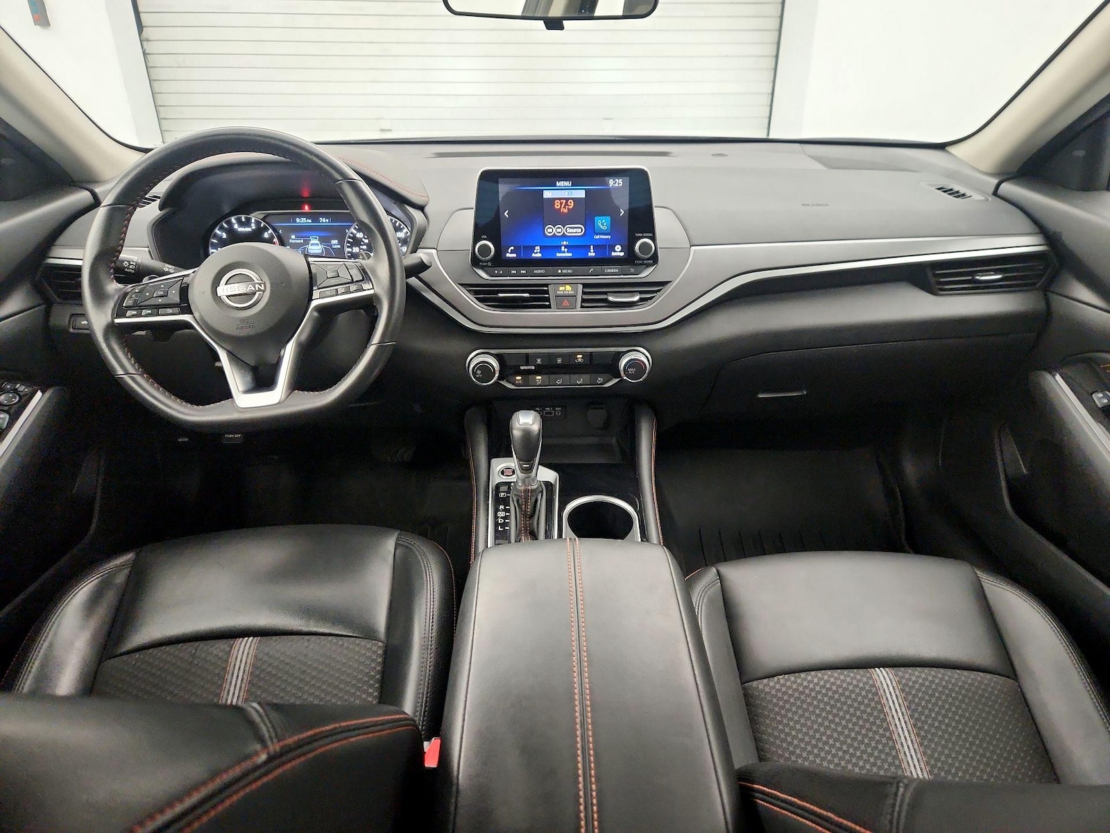 2023 Nissan Altima SR - Photo 10