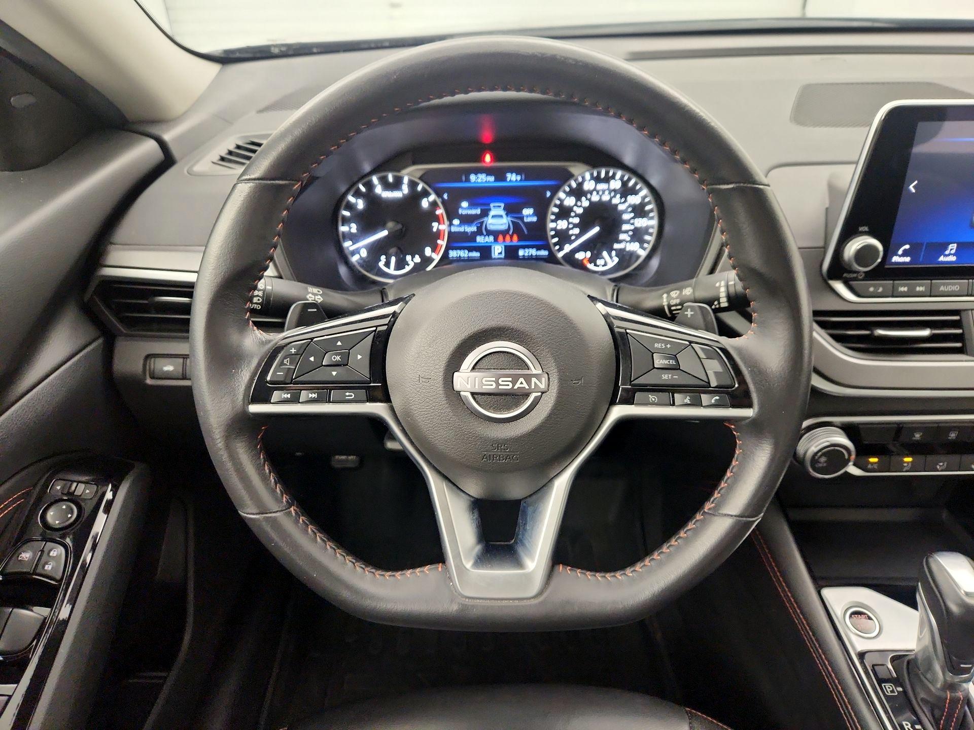 Thumbnail: 2023 Nissan Altima - 10