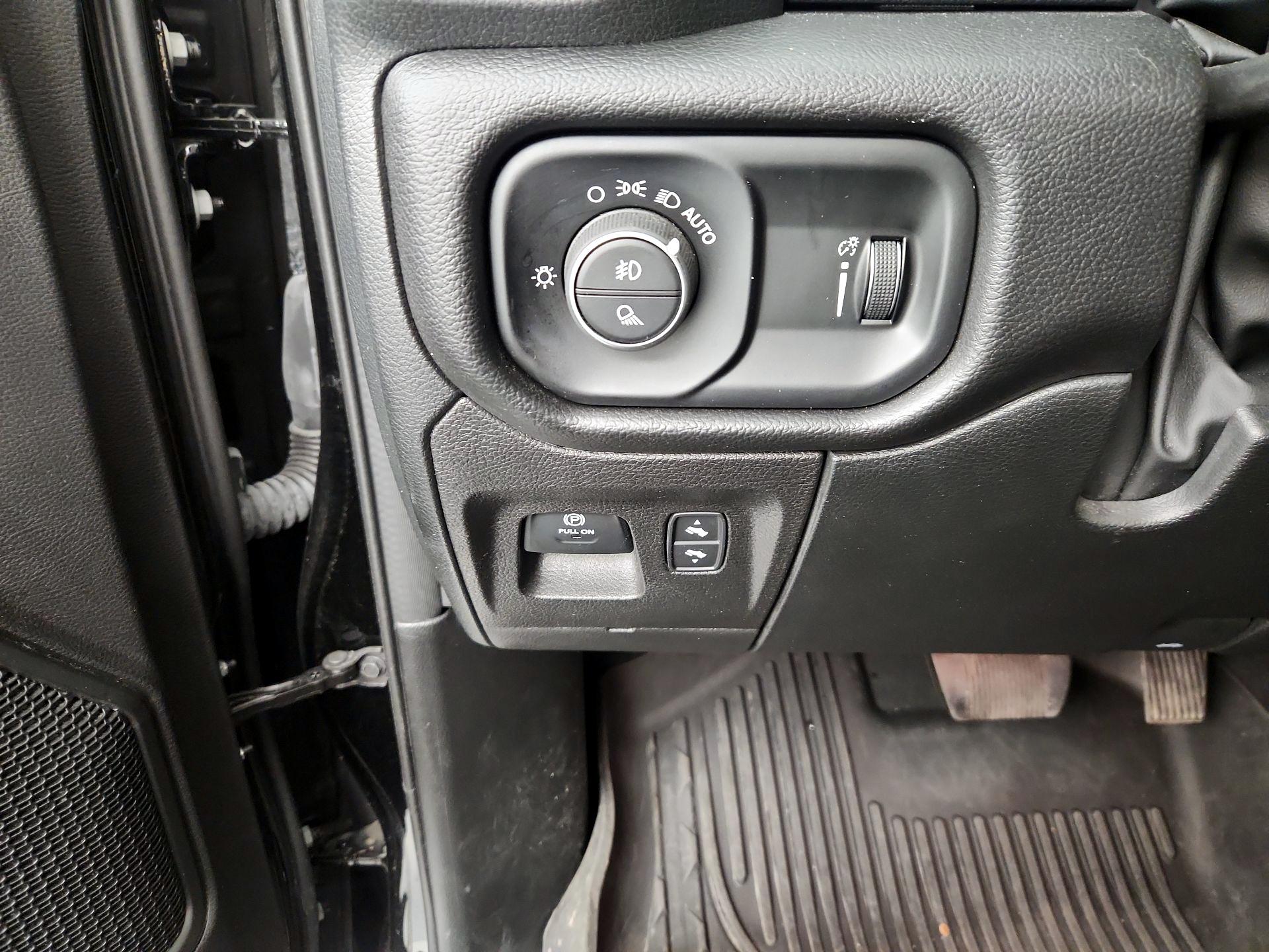 Thumbnail: 2022 RAM 1500 - 13