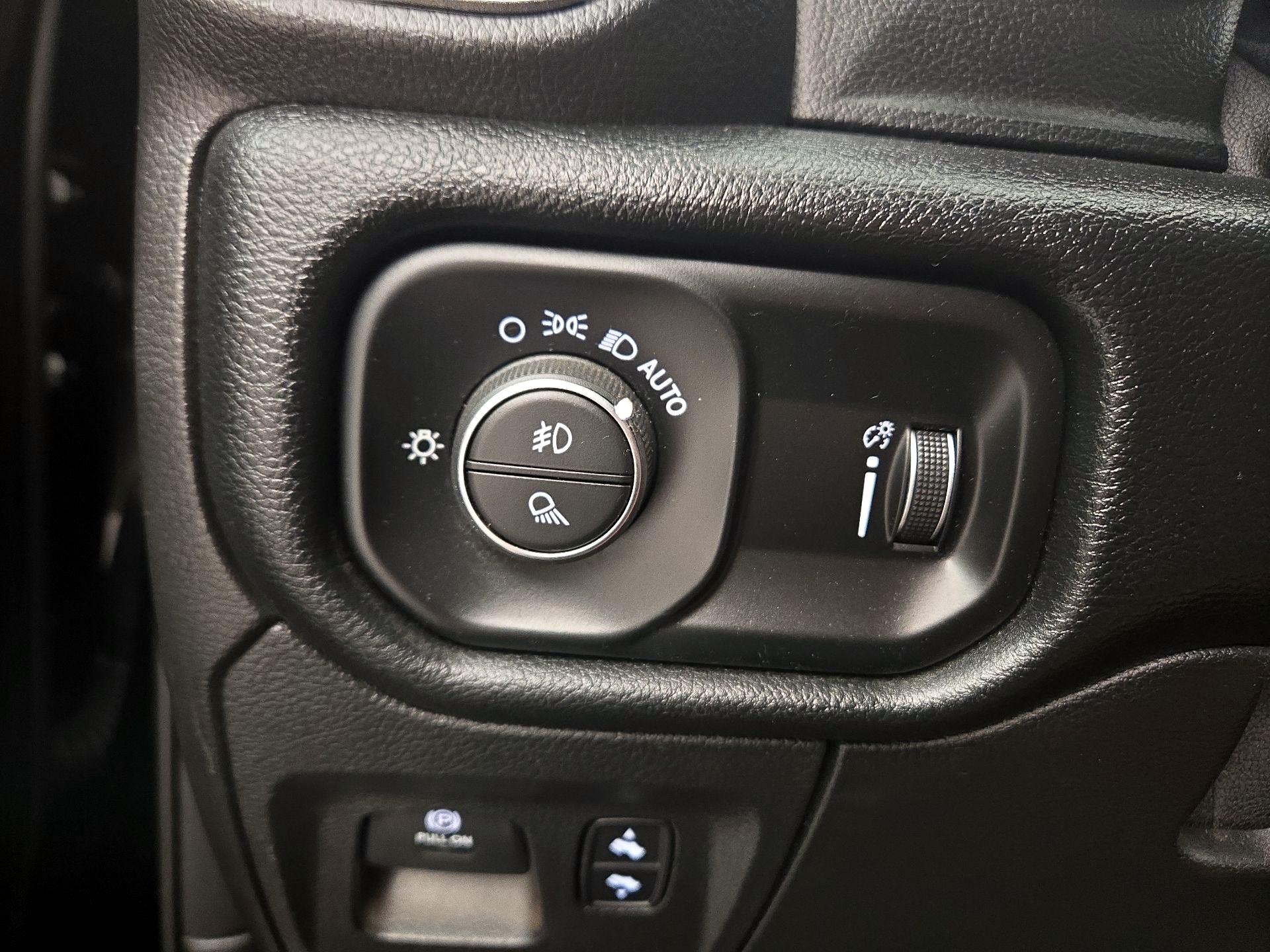 Thumbnail: 2021 RAM 1500 - 13