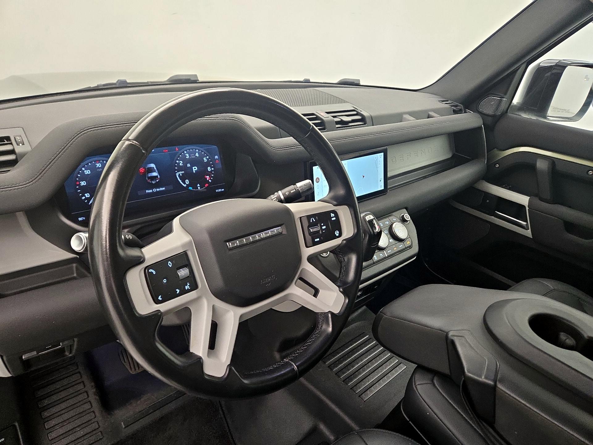 Thumbnail: 2021 Land Rover Defender - 9