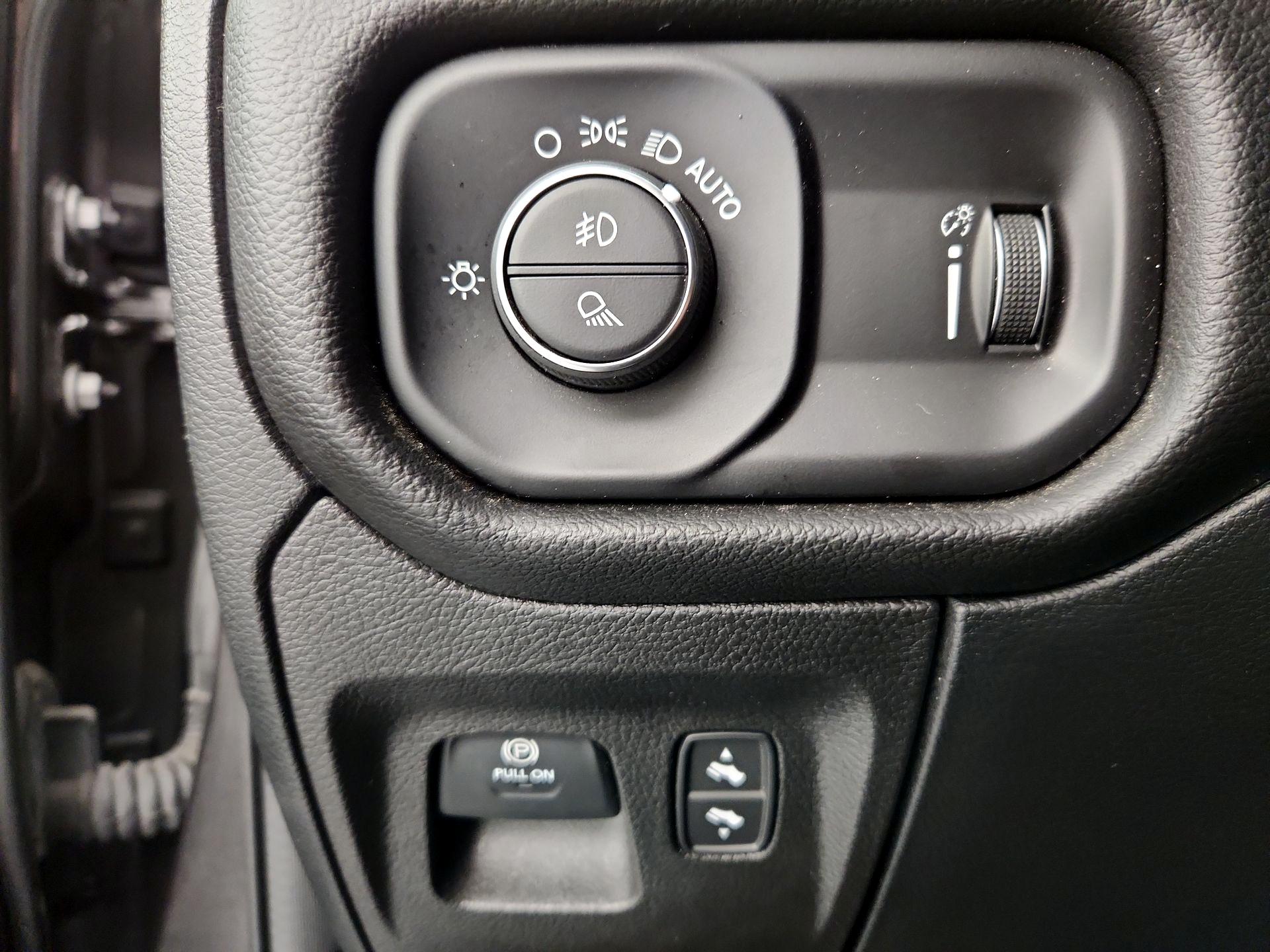 Thumbnail: 2022 RAM 1500 - 13