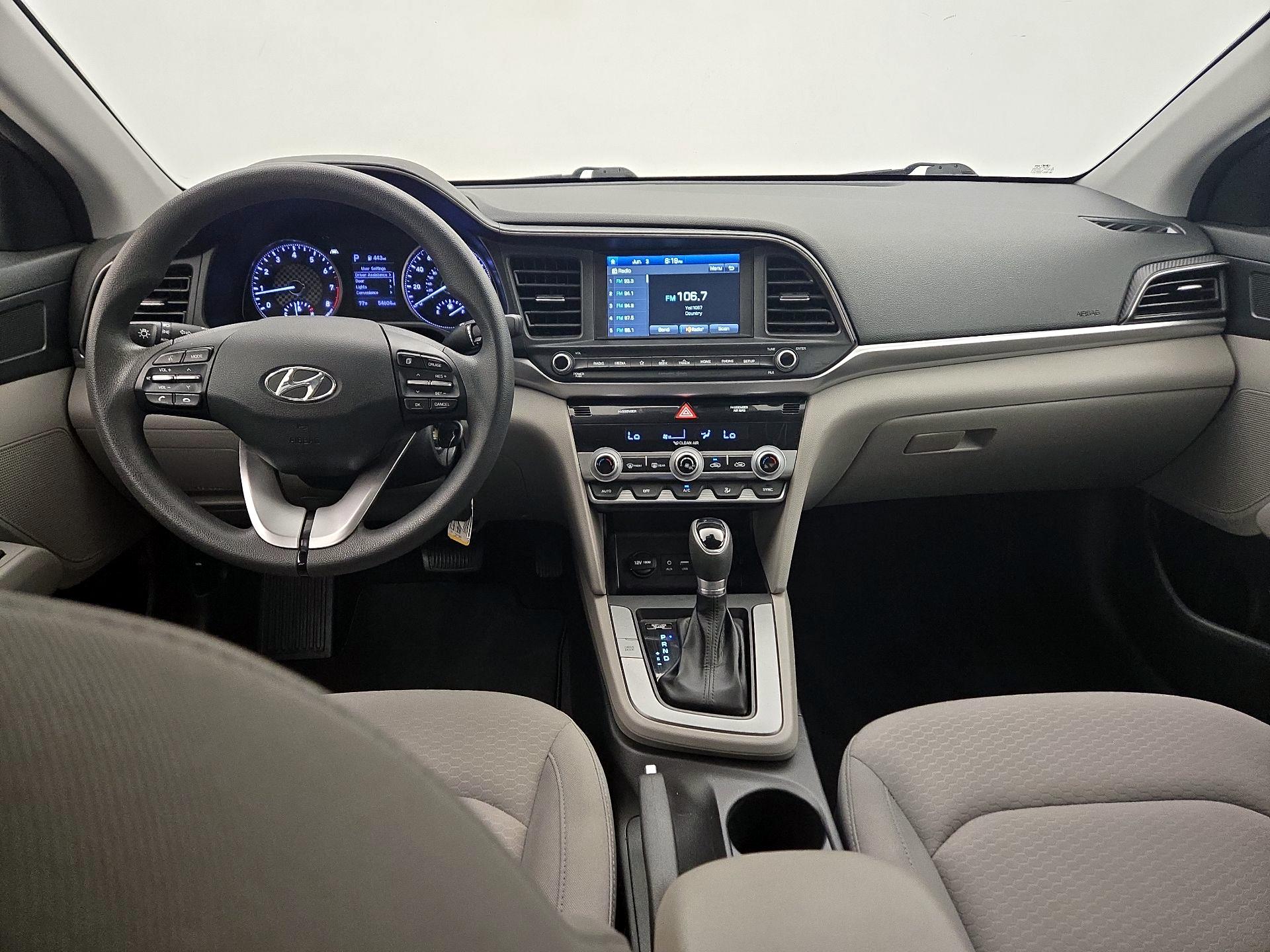 Thumbnail: 2020 Hyundai Elantra - 9