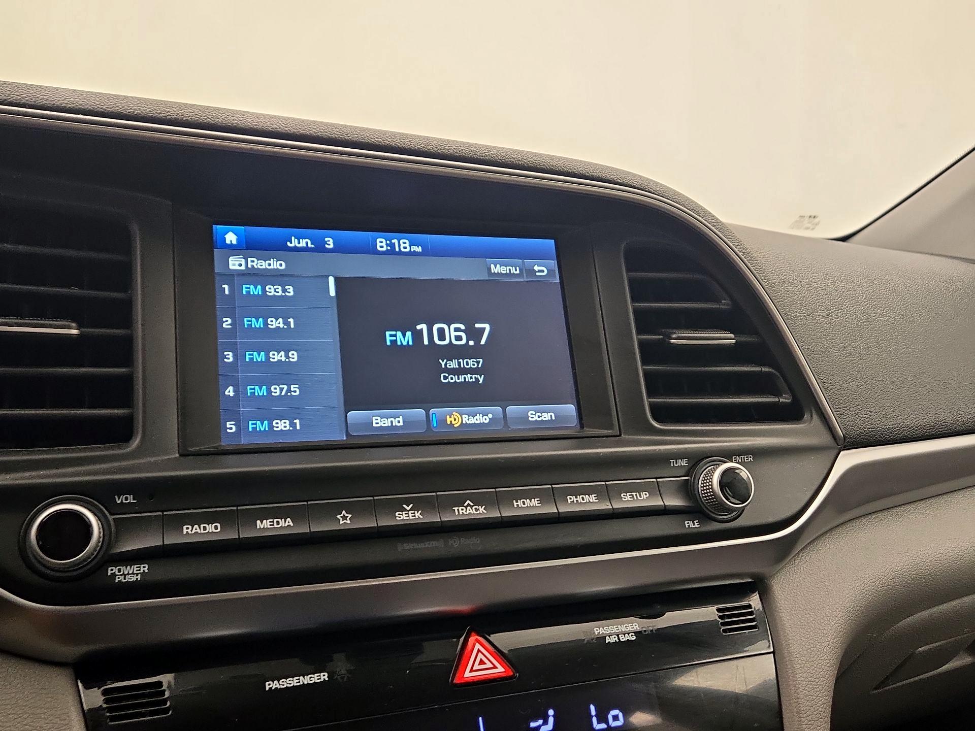 Thumbnail: 2020 Hyundai Elantra - 15