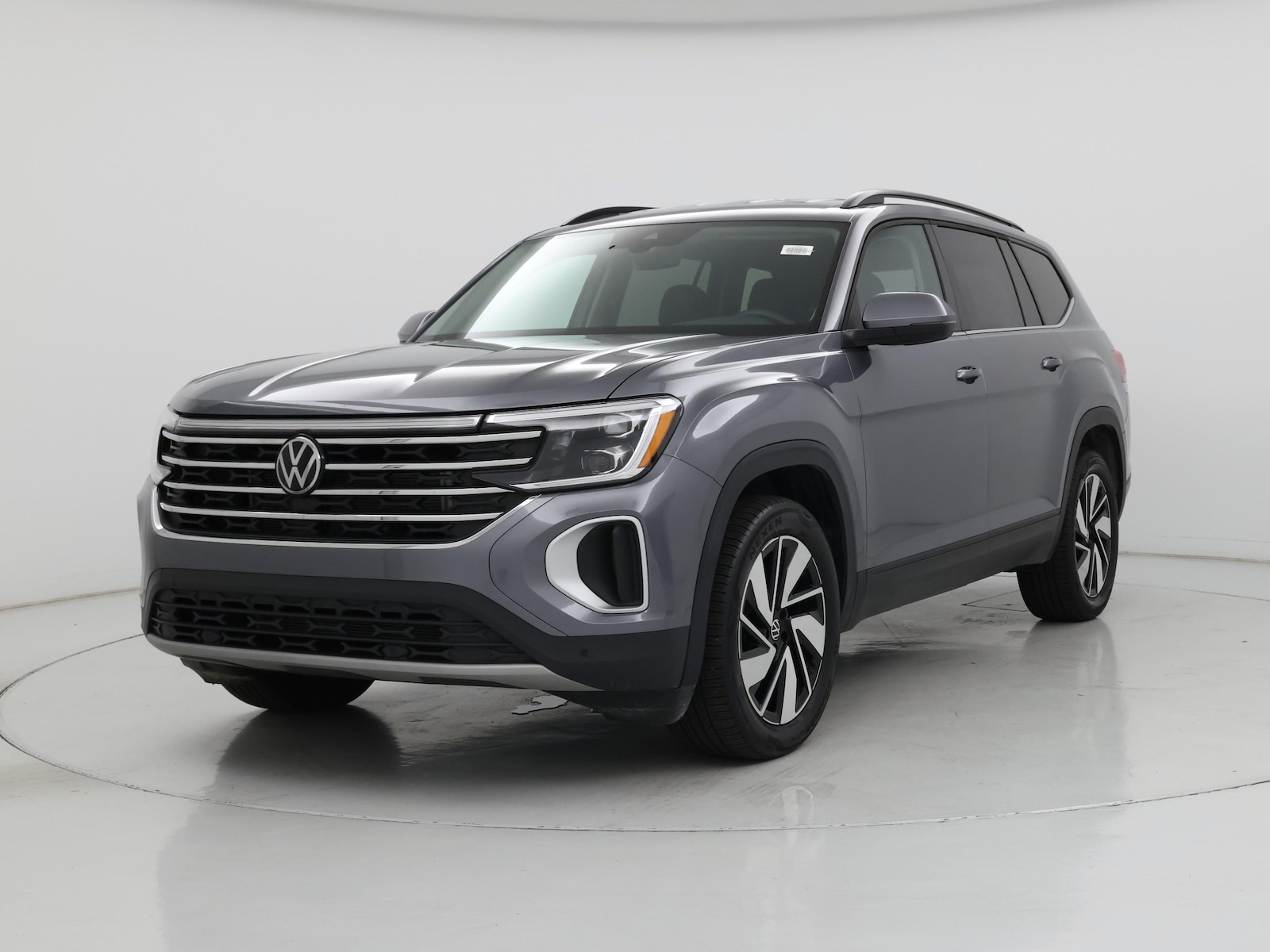 2025 Volkswagen Atlas SE w/Tech - Photo 5