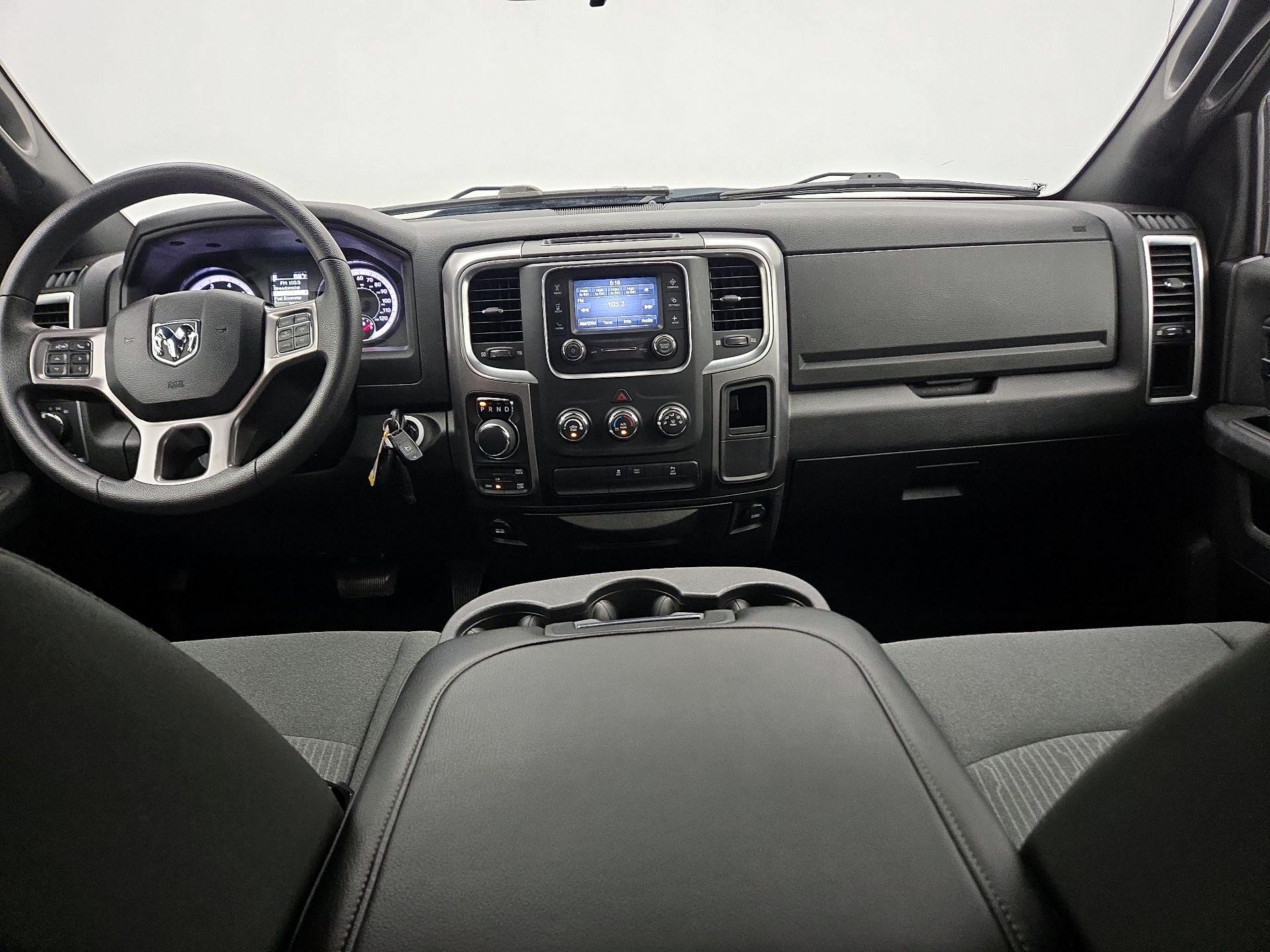Thumbnail: 2021 RAM 1500 Classic - 9