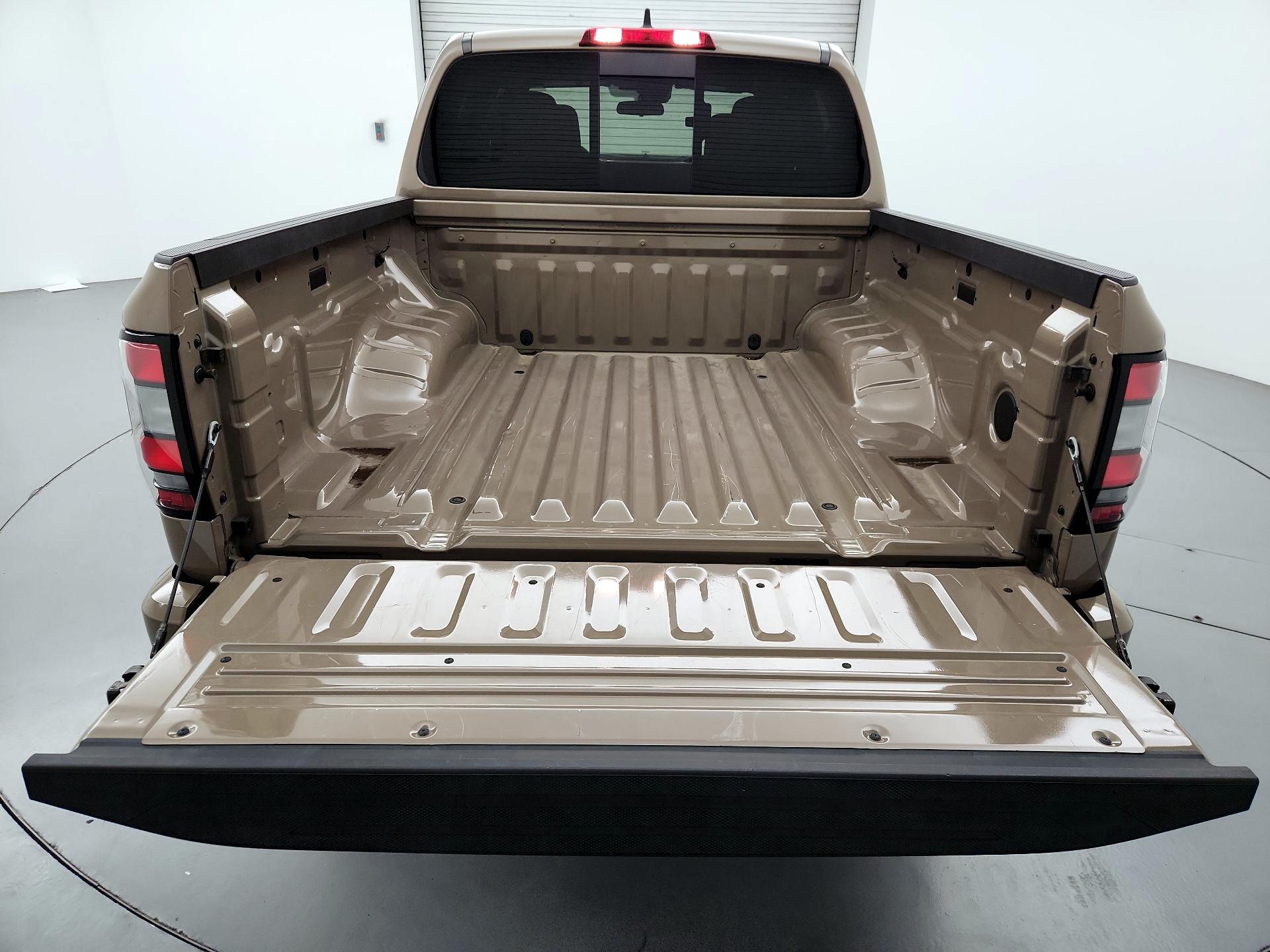 Thumbnail: 2024 Nissan Frontier - 20