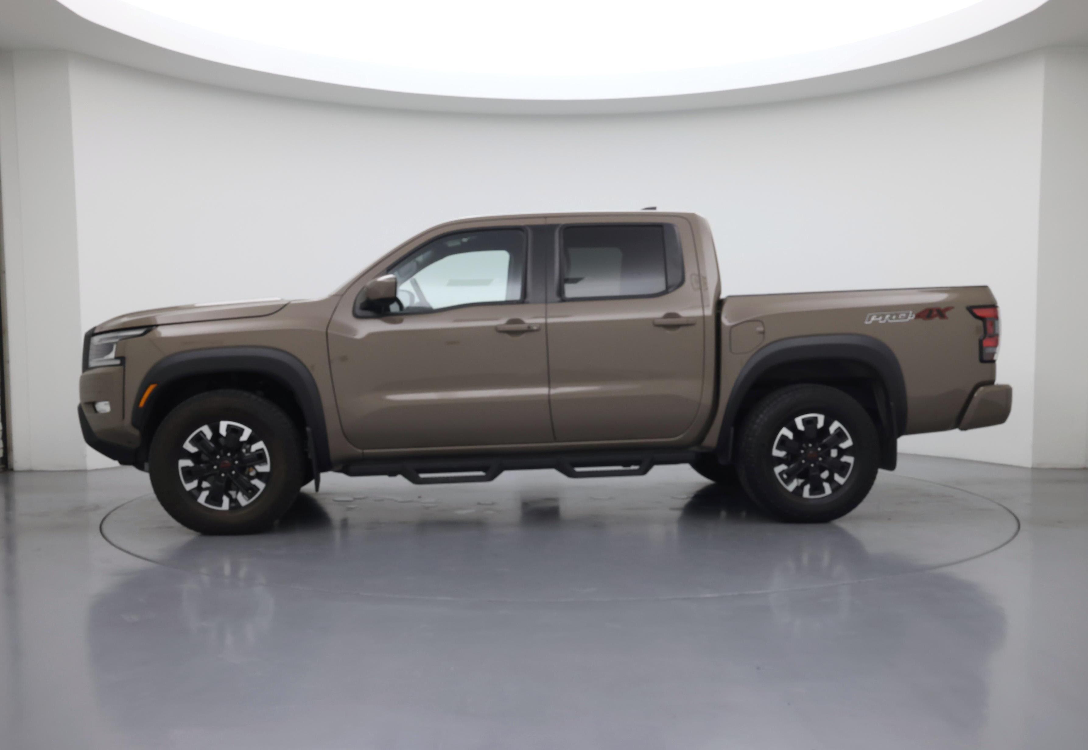 Thumbnail: 2024 Nissan Frontier - 3