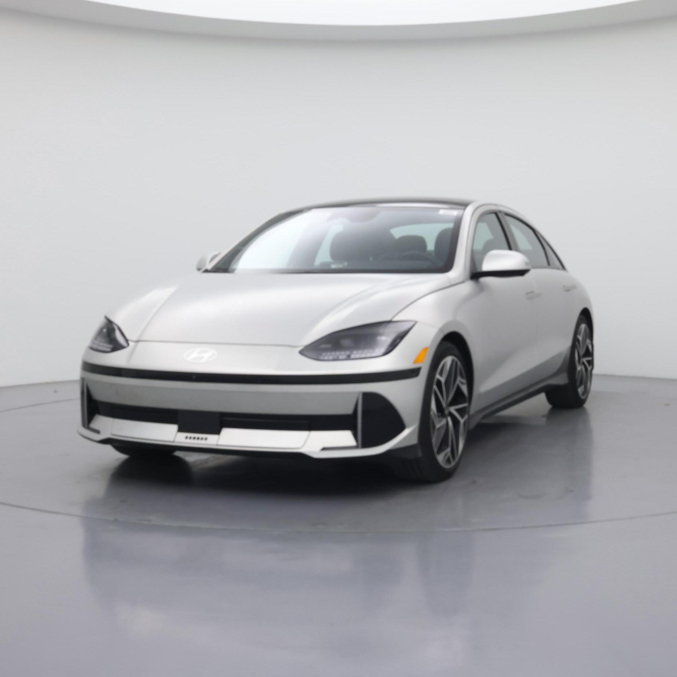 Thumbnail: 2023 Hyundai Ioniq 6 - 4