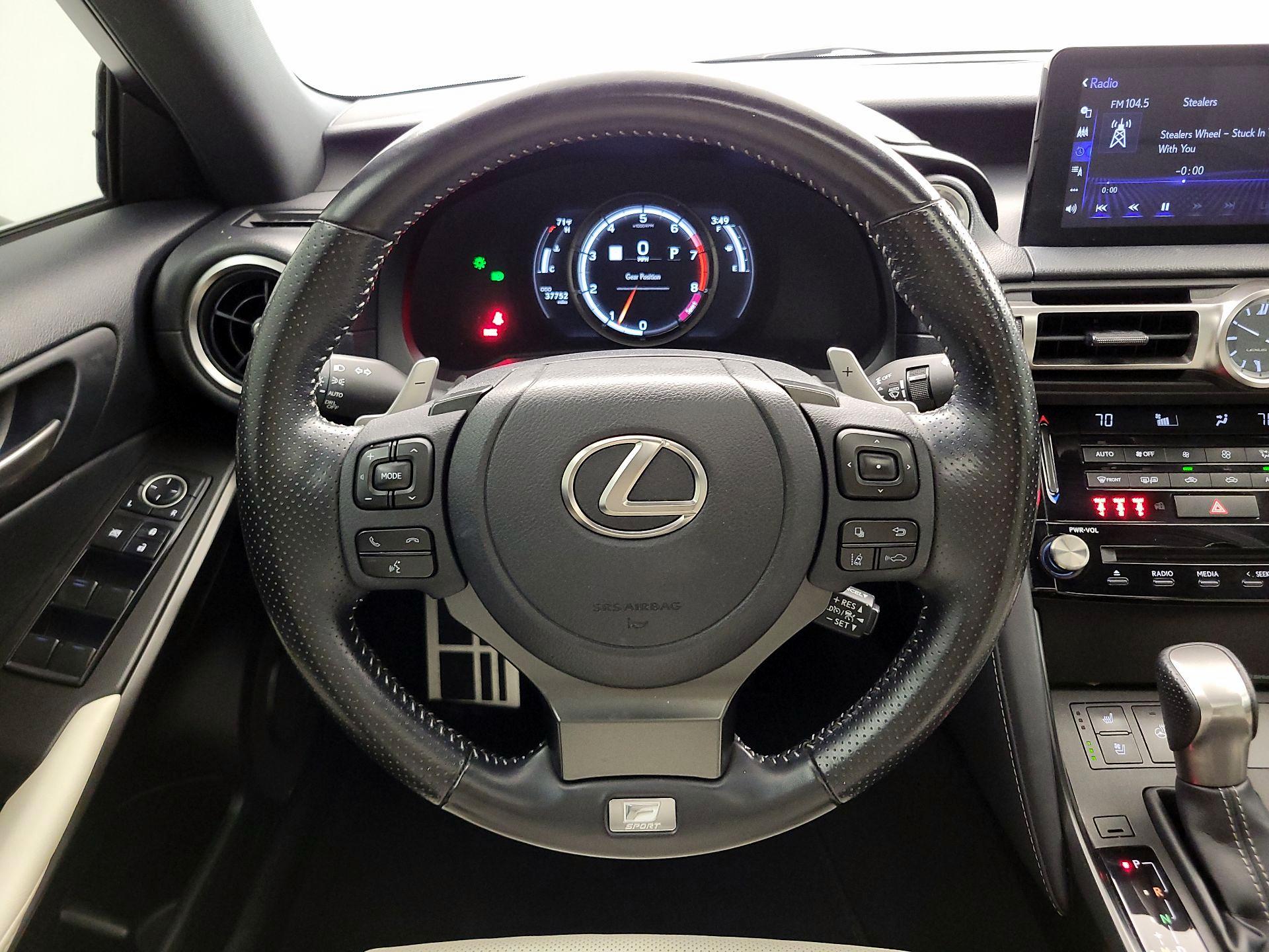 Thumbnail: 2021 Lexus IS - 10