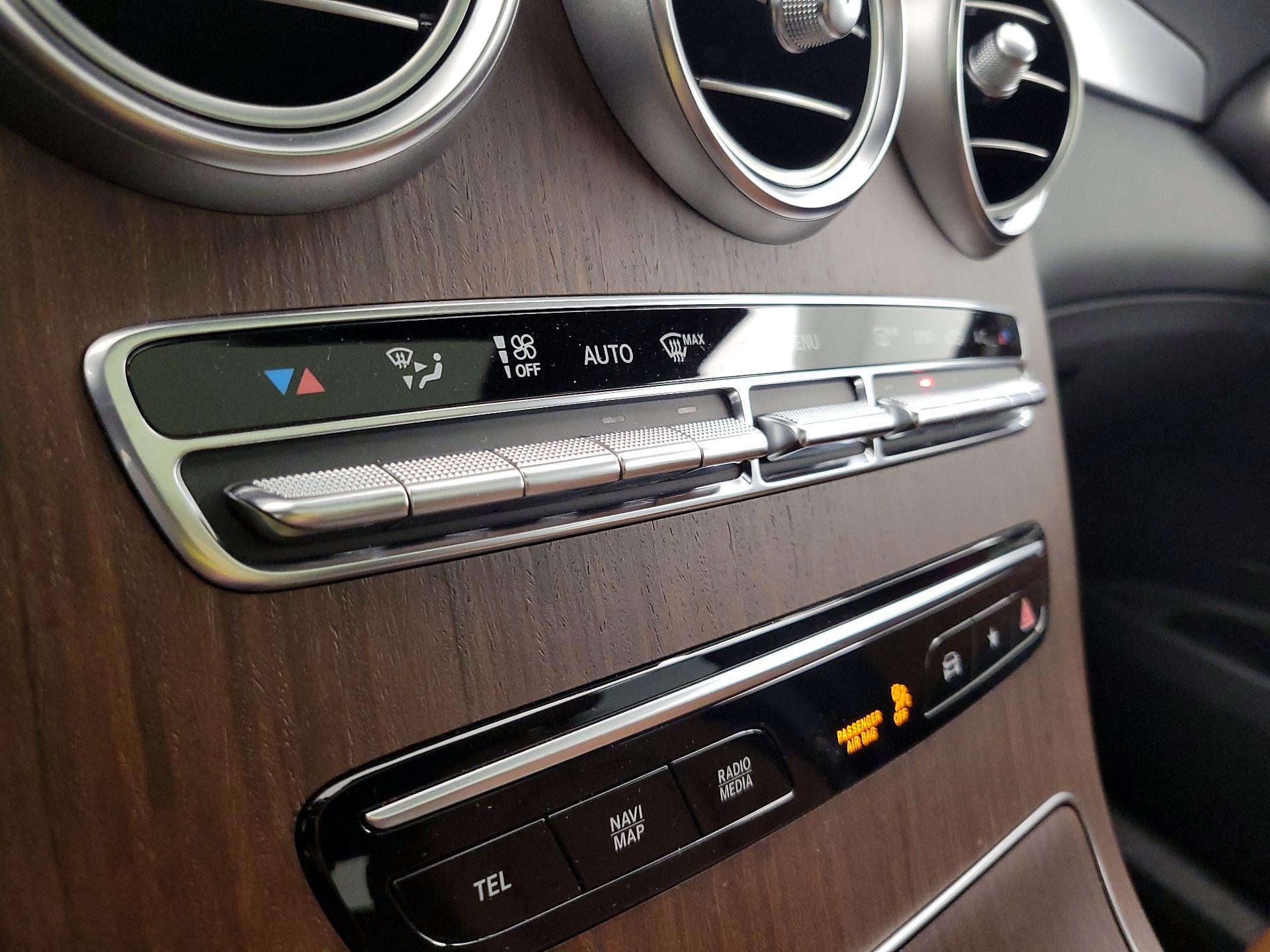 Thumbnail: 2021 Mercedes-Benz GLC - 17