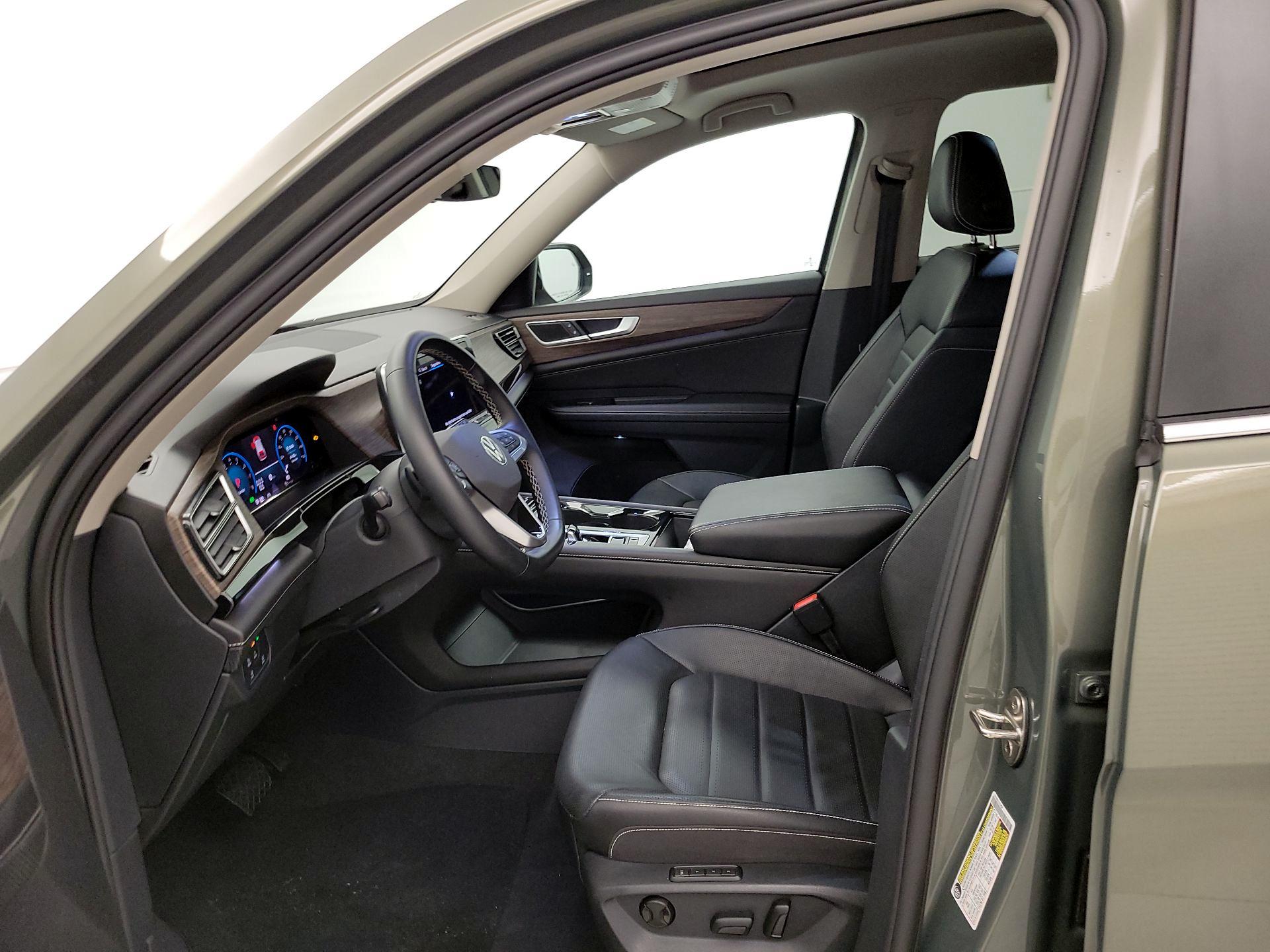 Thumbnail: 2025 Volkswagen Atlas - 11