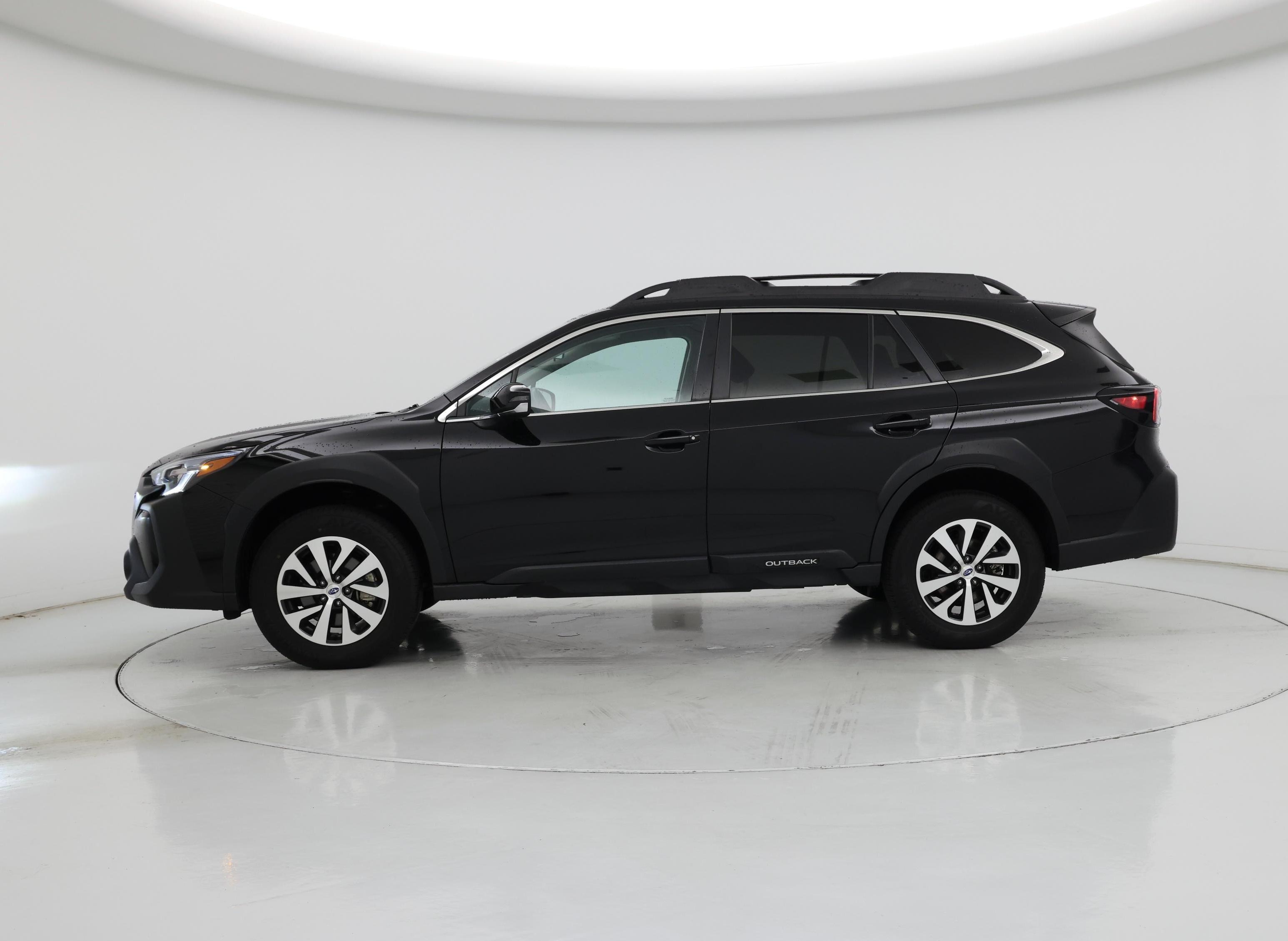 Thumbnail: 2023 Subaru Outback - 3