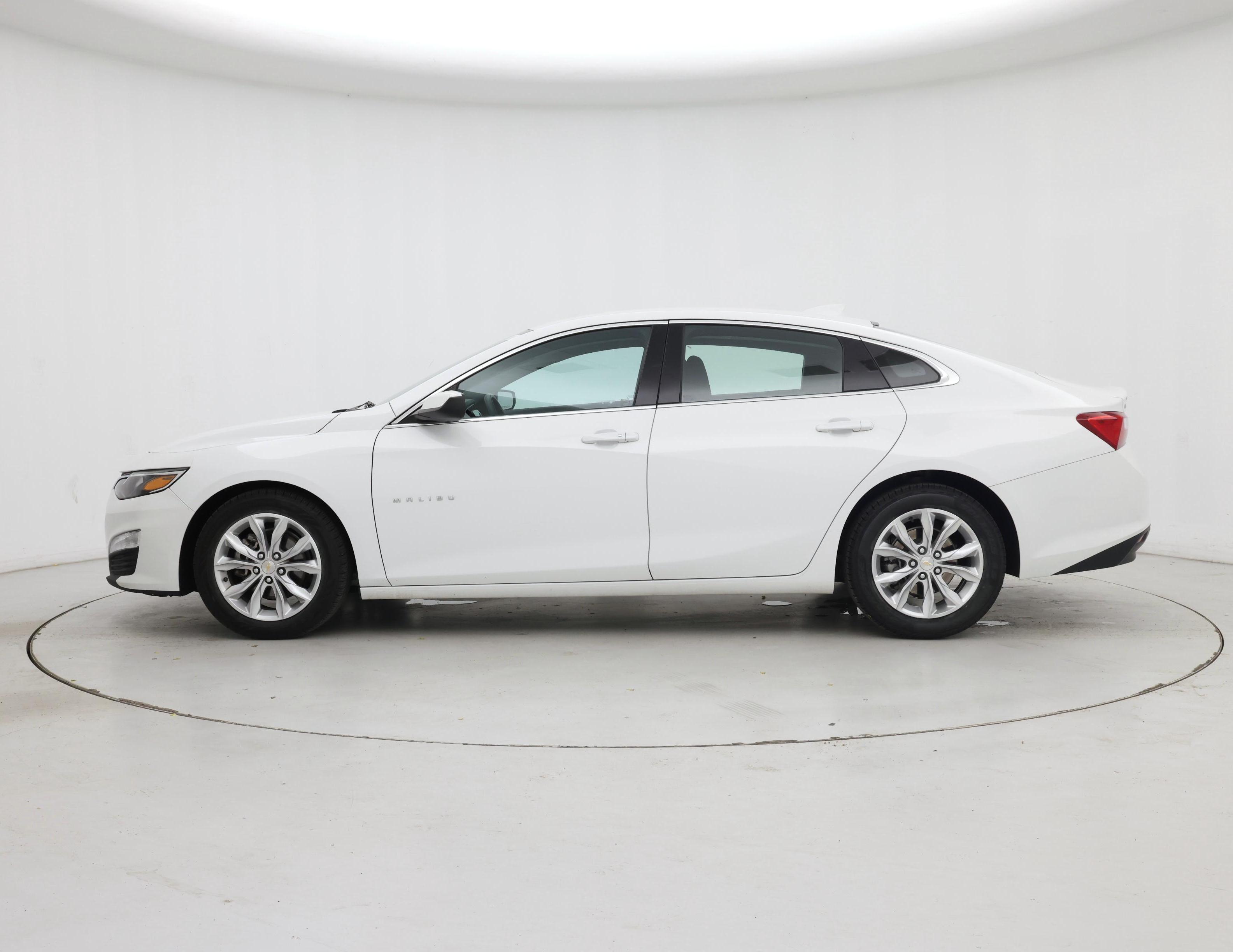 Thumbnail: 2023 Chevrolet Malibu - 3